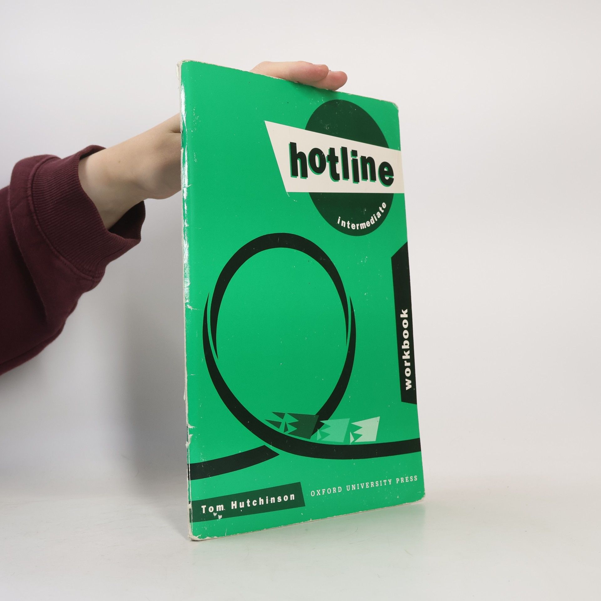 Tom Hutchinson Hotline Intermediate. Workbook