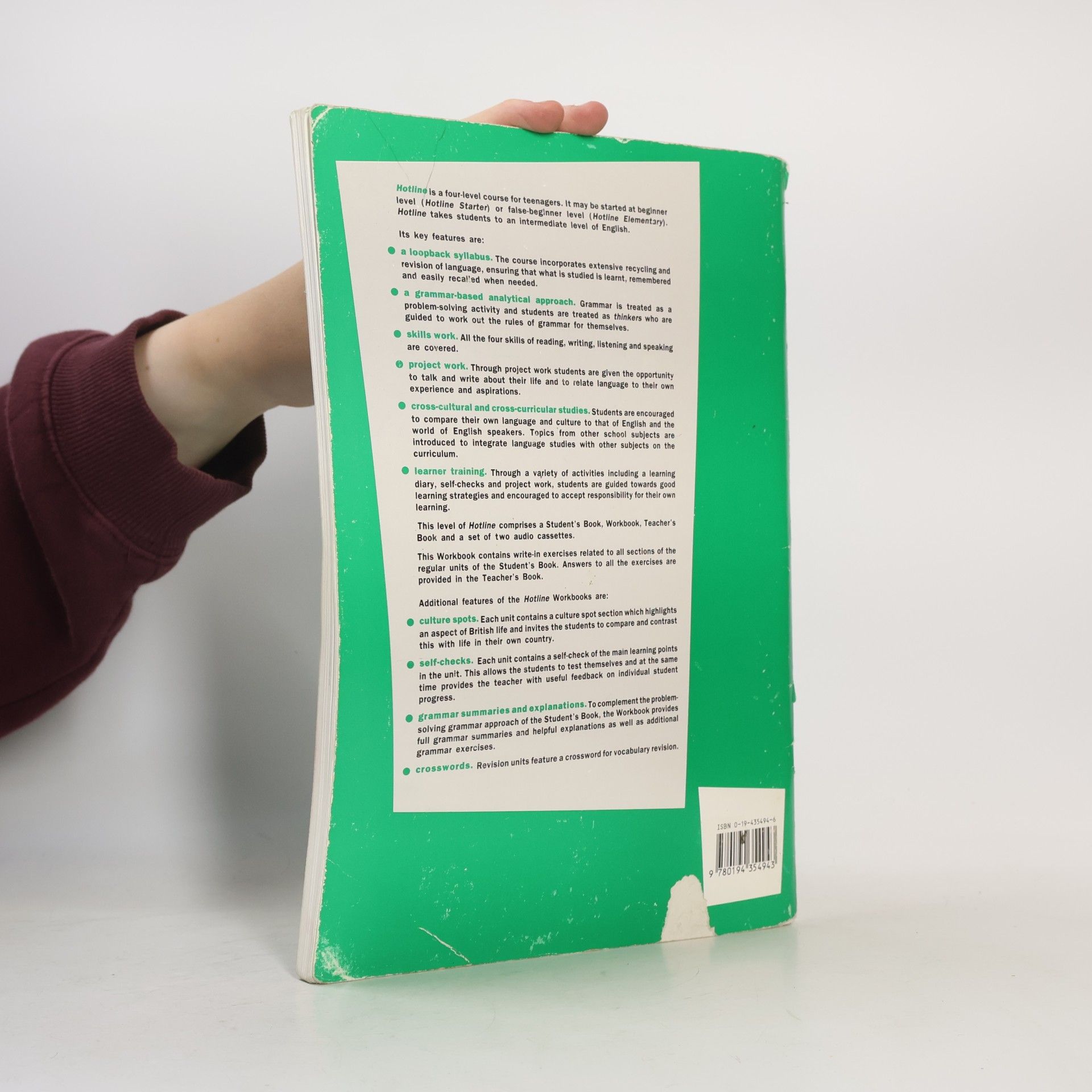 Tom Hutchinson Hotline Intermediate. Workbook
