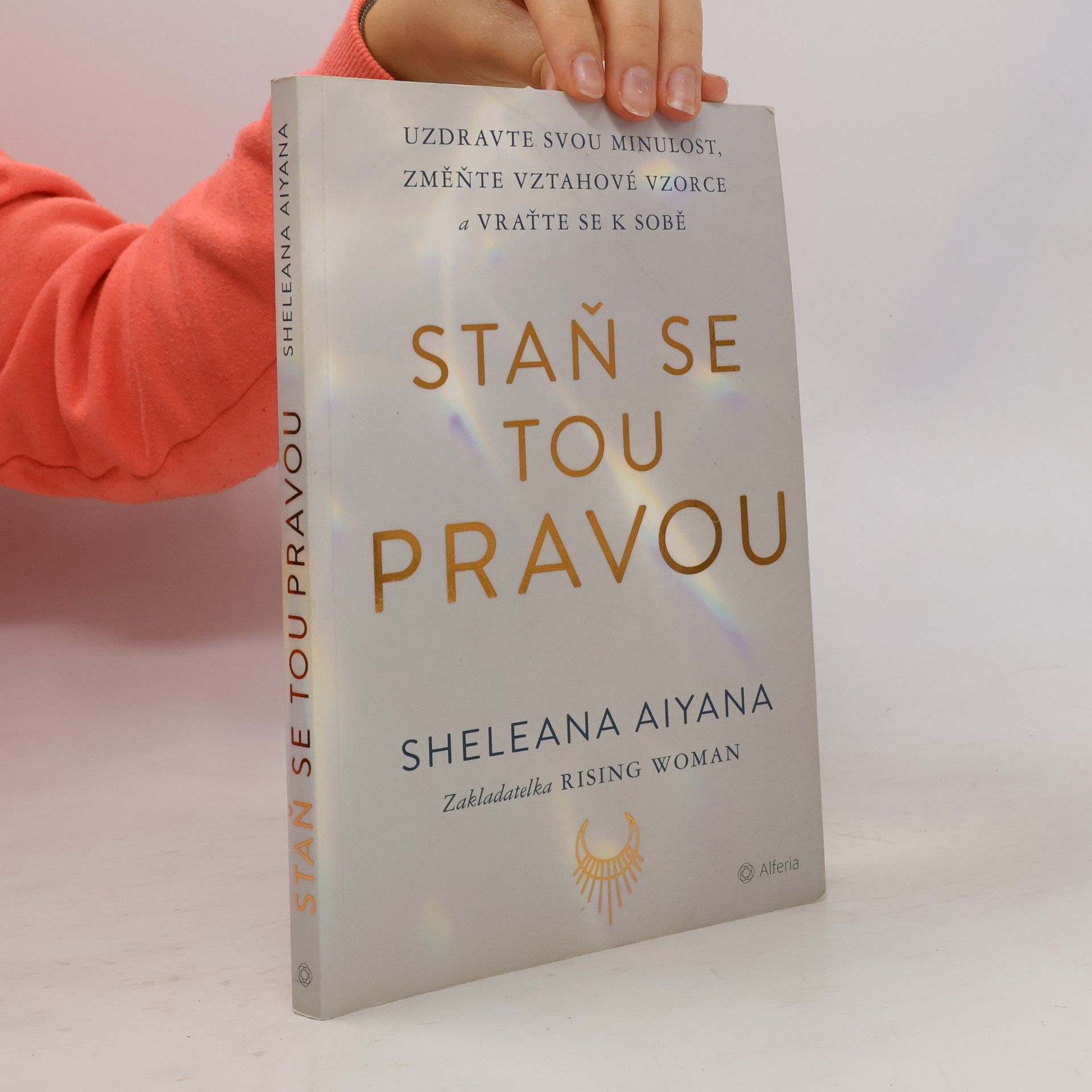 Sheleana Aiyana Staň se tou pravou