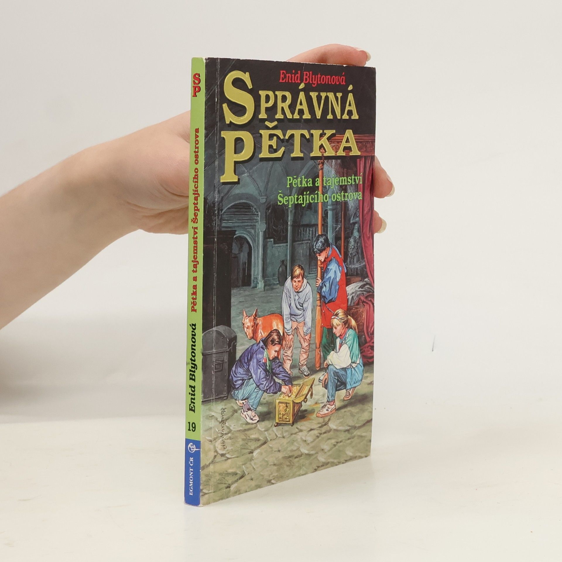 Enid Blyton Správná pětka. Pětka a tajemství Šeptajícího ostrova