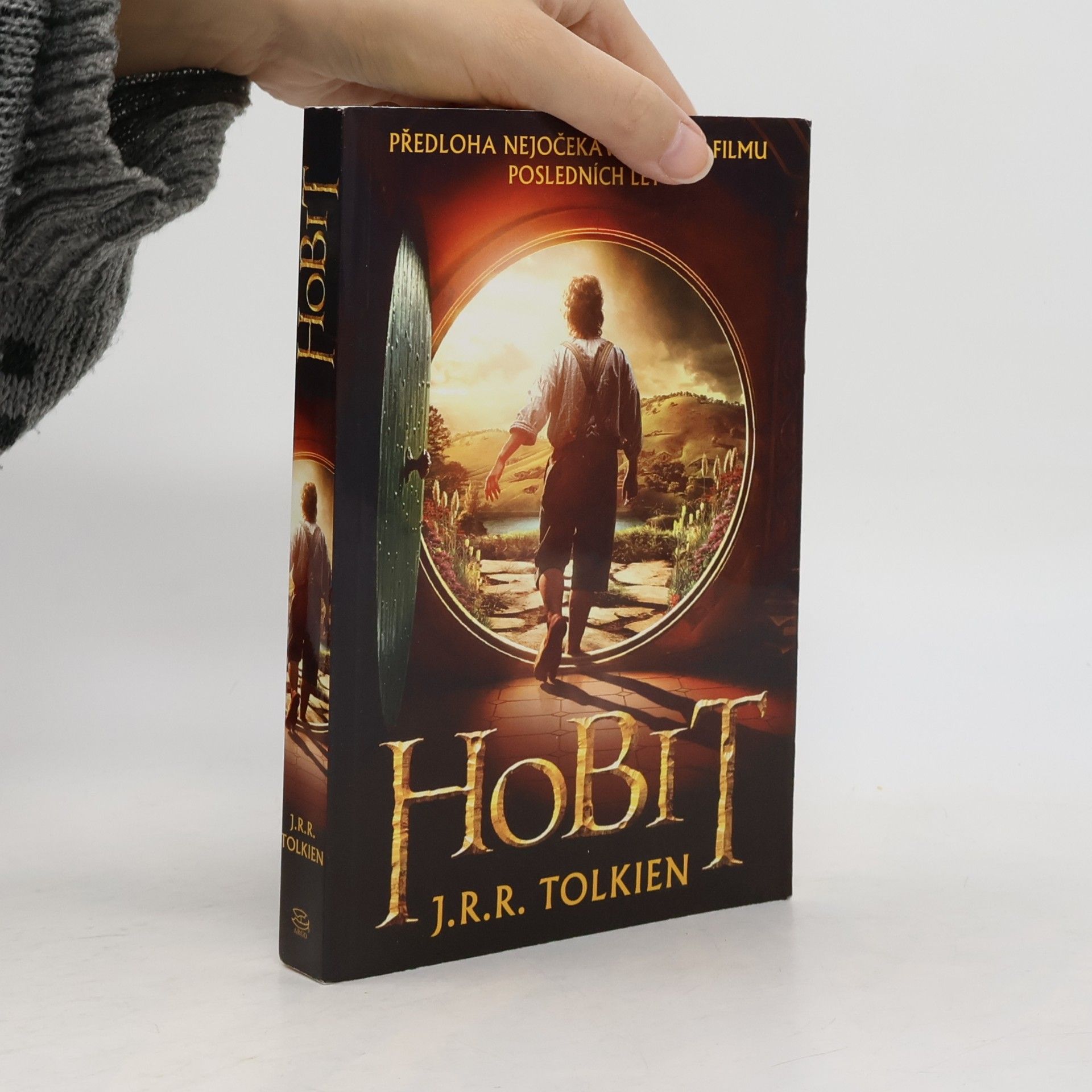 J. R. R. Tolkien Hobit, aneb, Cesta tam a zase zpátky