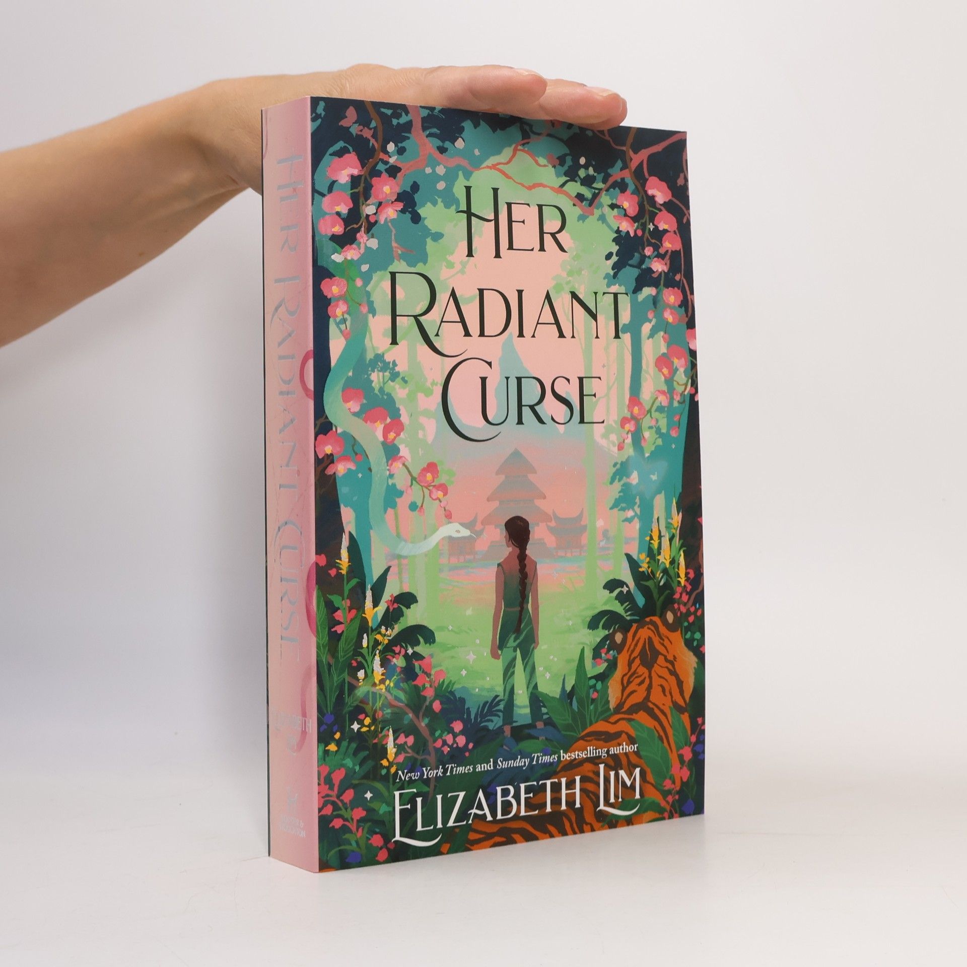 Elizabeth Lim Her Radiant Curse