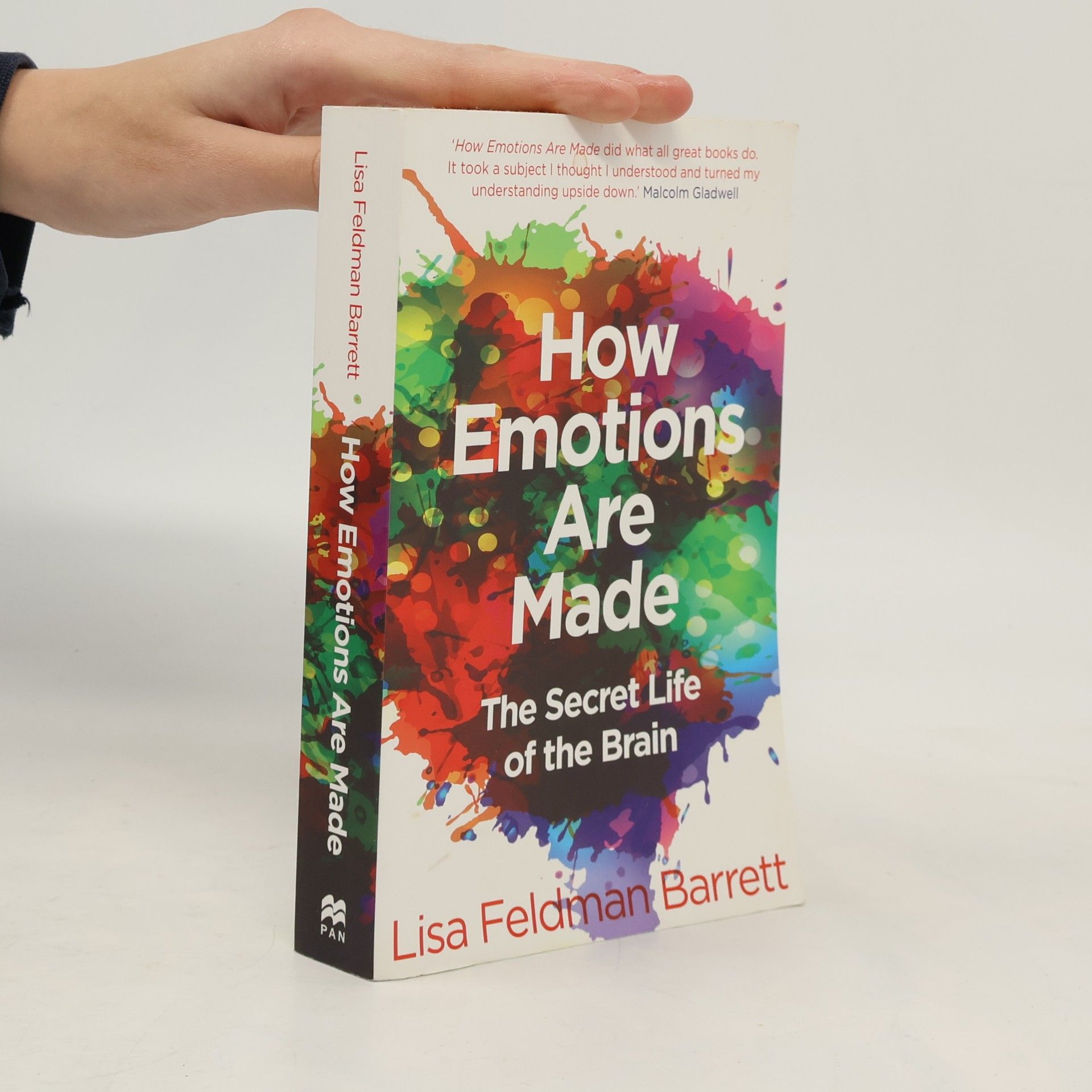 How emotions are made : the secret life of the brain