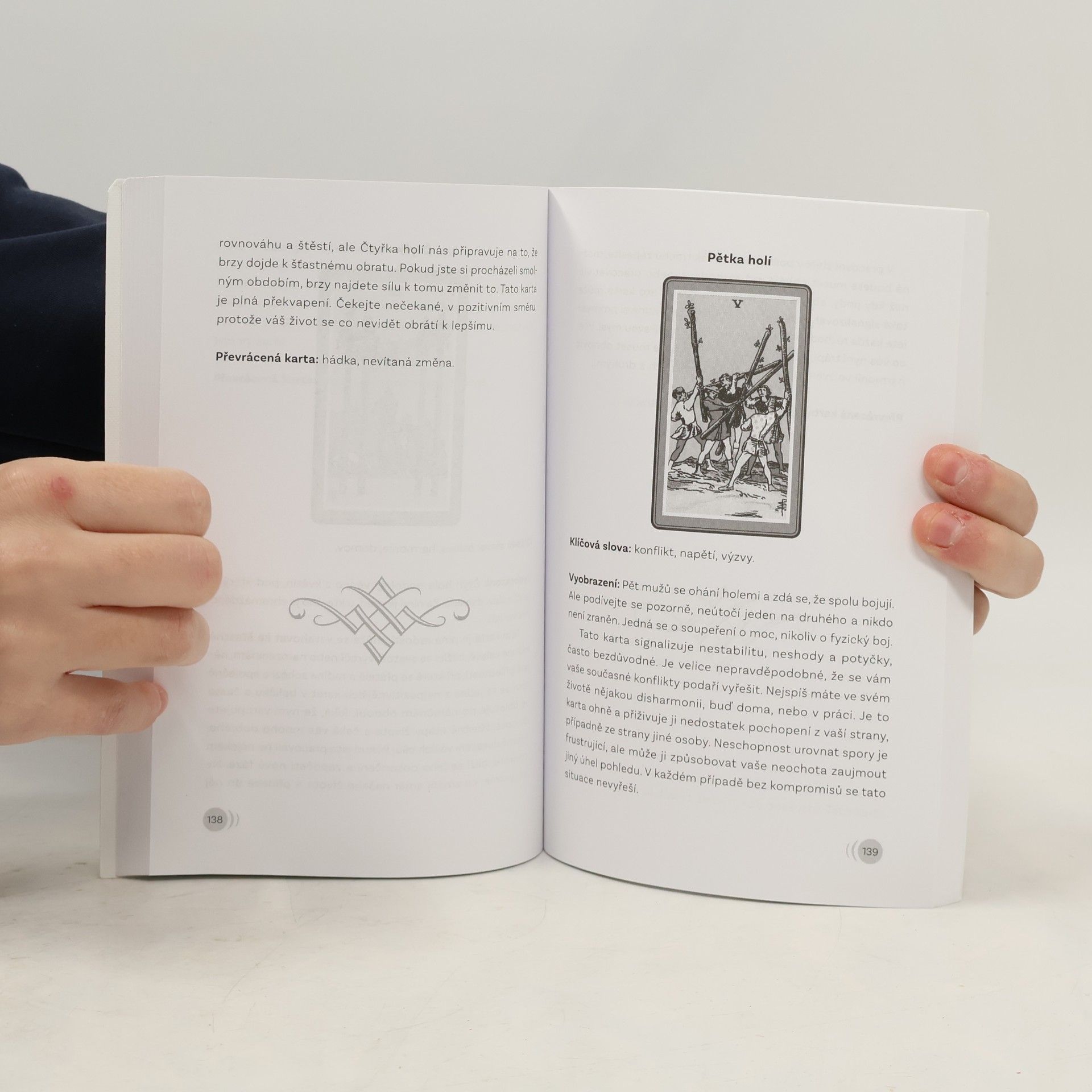 Kim Arnold Tarot pro každého. Jak číst tarotové karty a rozumět jejich poselství