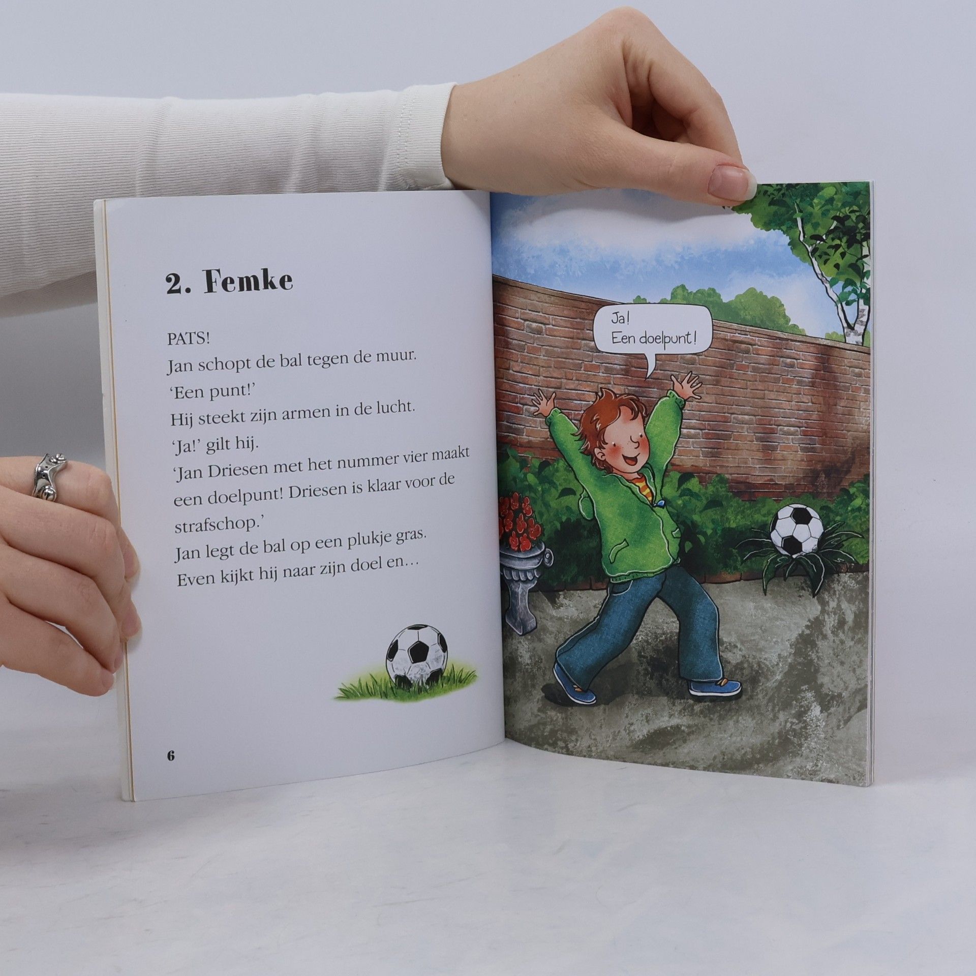 Hilde E. Gerard Het voetbaltoneel