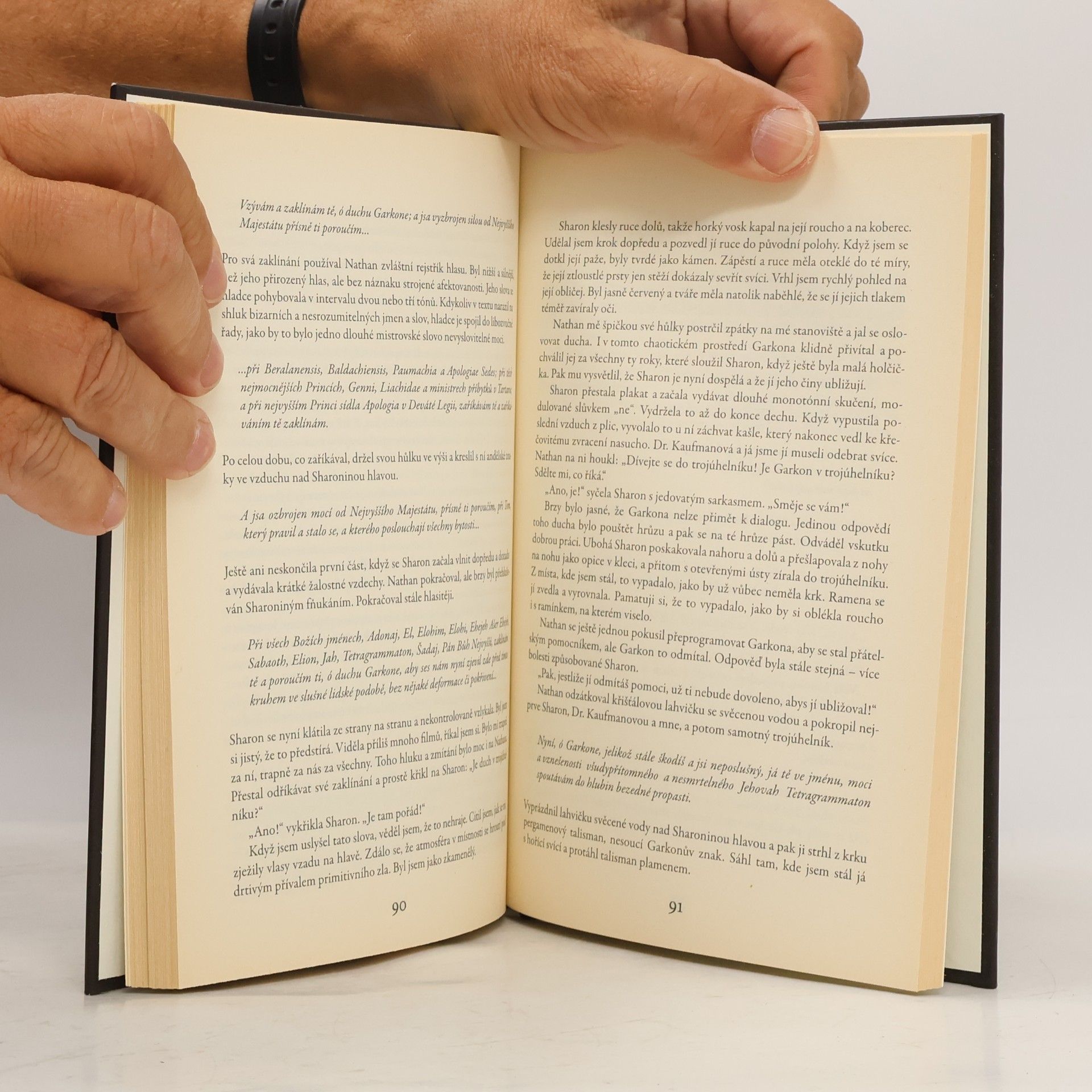 Lon Milo DuQuette Můj život s duchy: Magická autobiografie