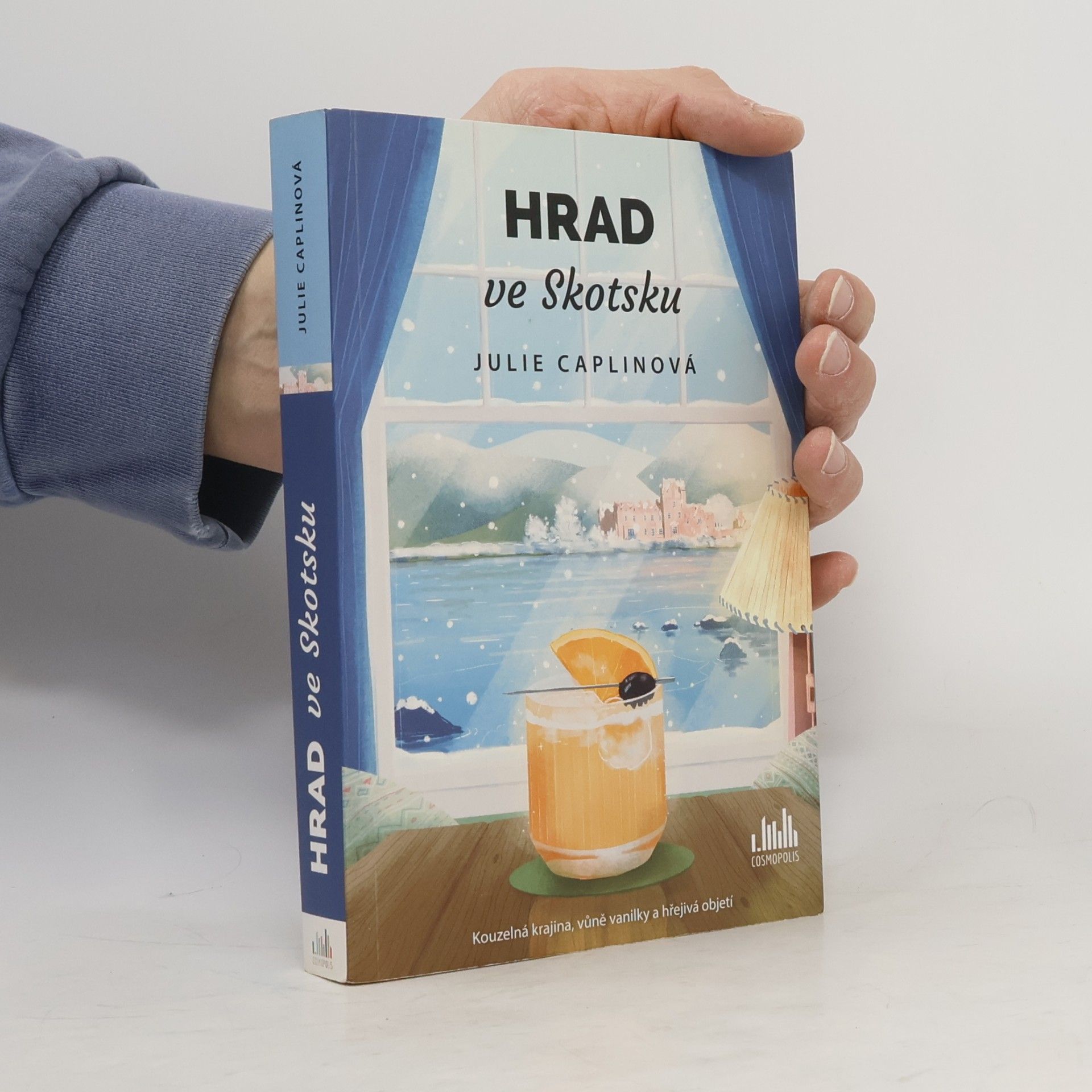 Julie Caplinová Hrad ve Skotsku