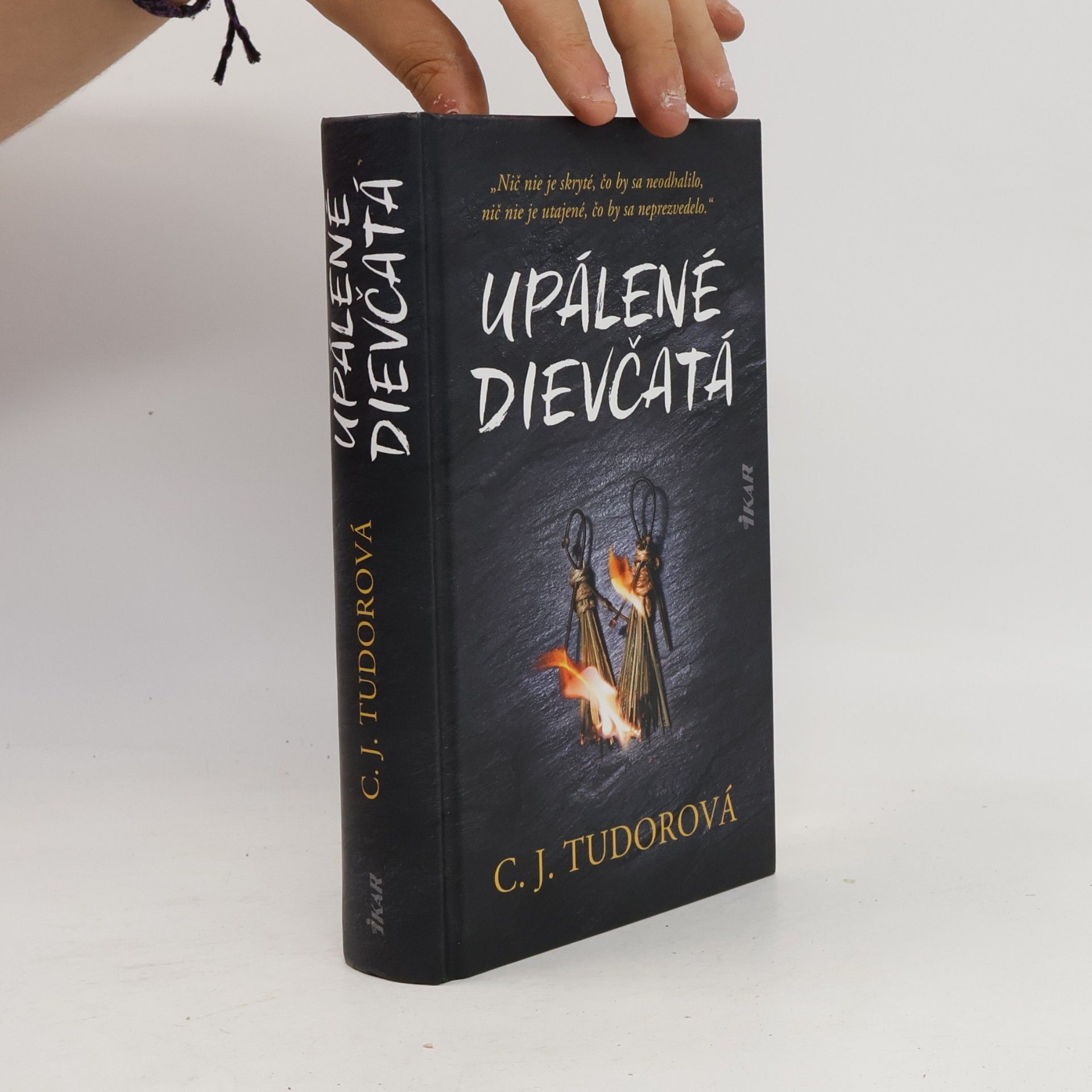 Upálené dievčatá
