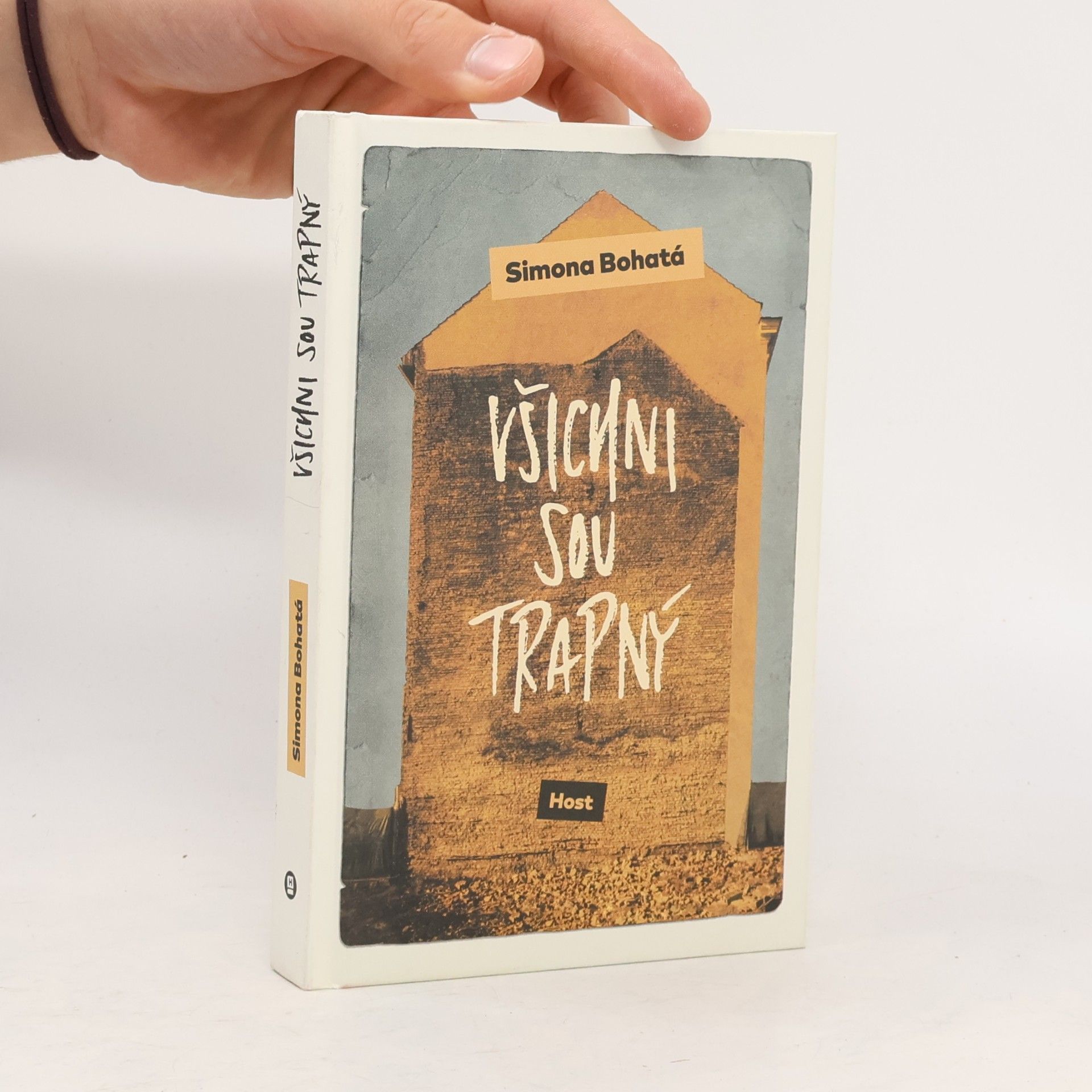 Všichni sou trapný