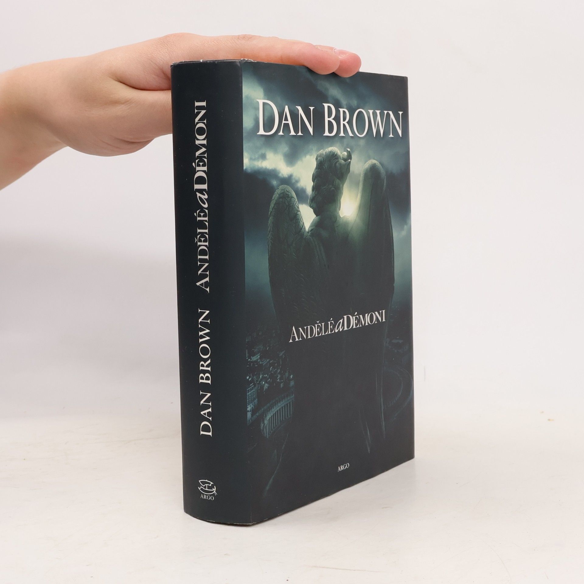 Dan Brown Andělé a démoni