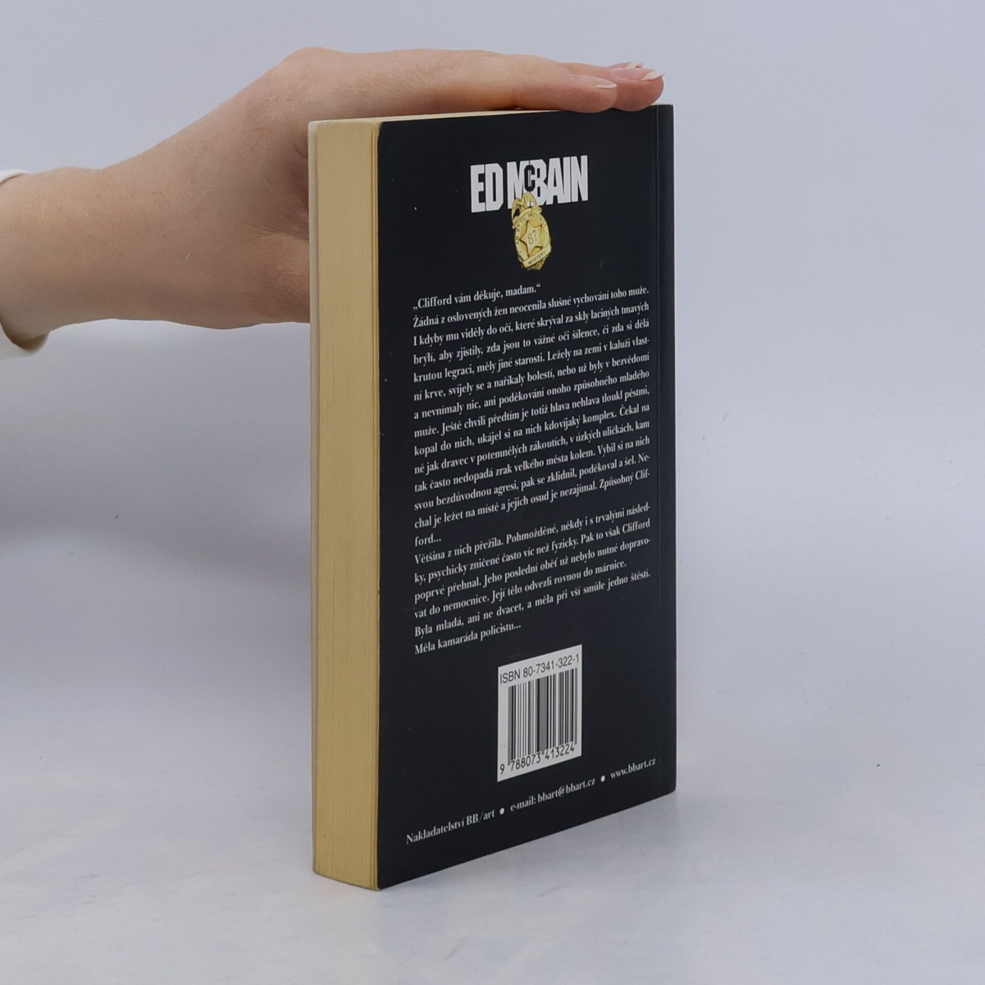 Ed McBain Útočník. Román z 87. revíru