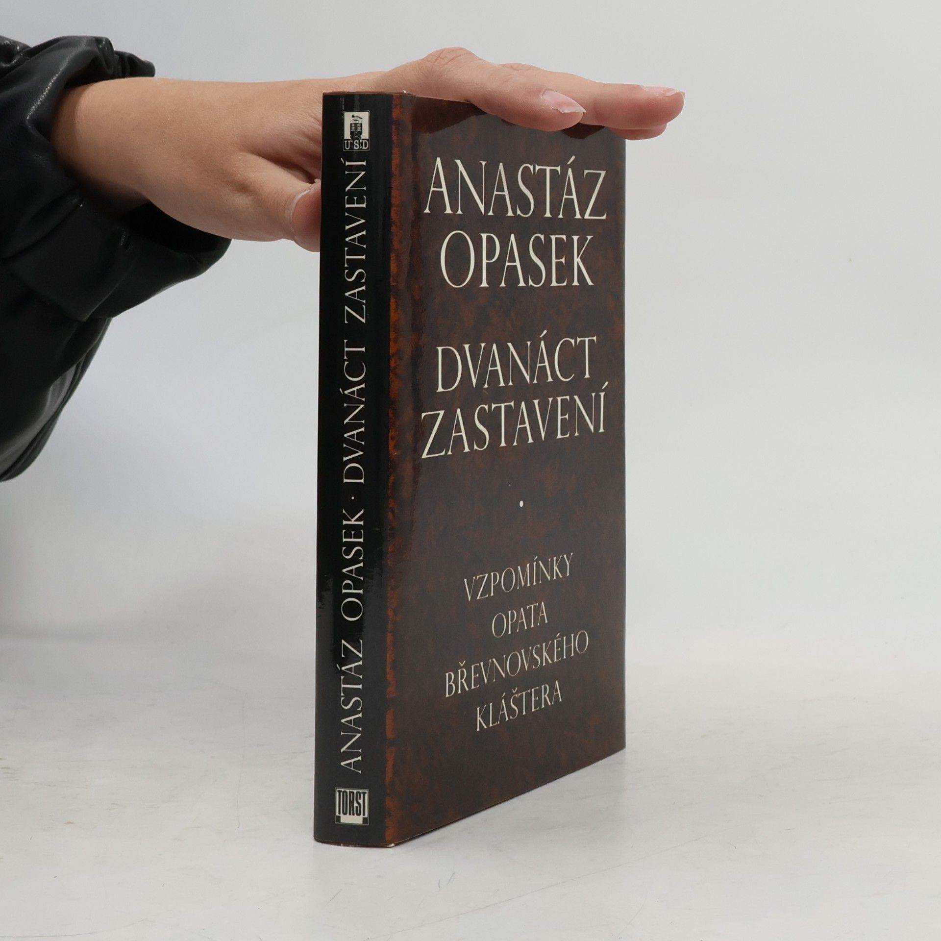 Dvanáct zastavení