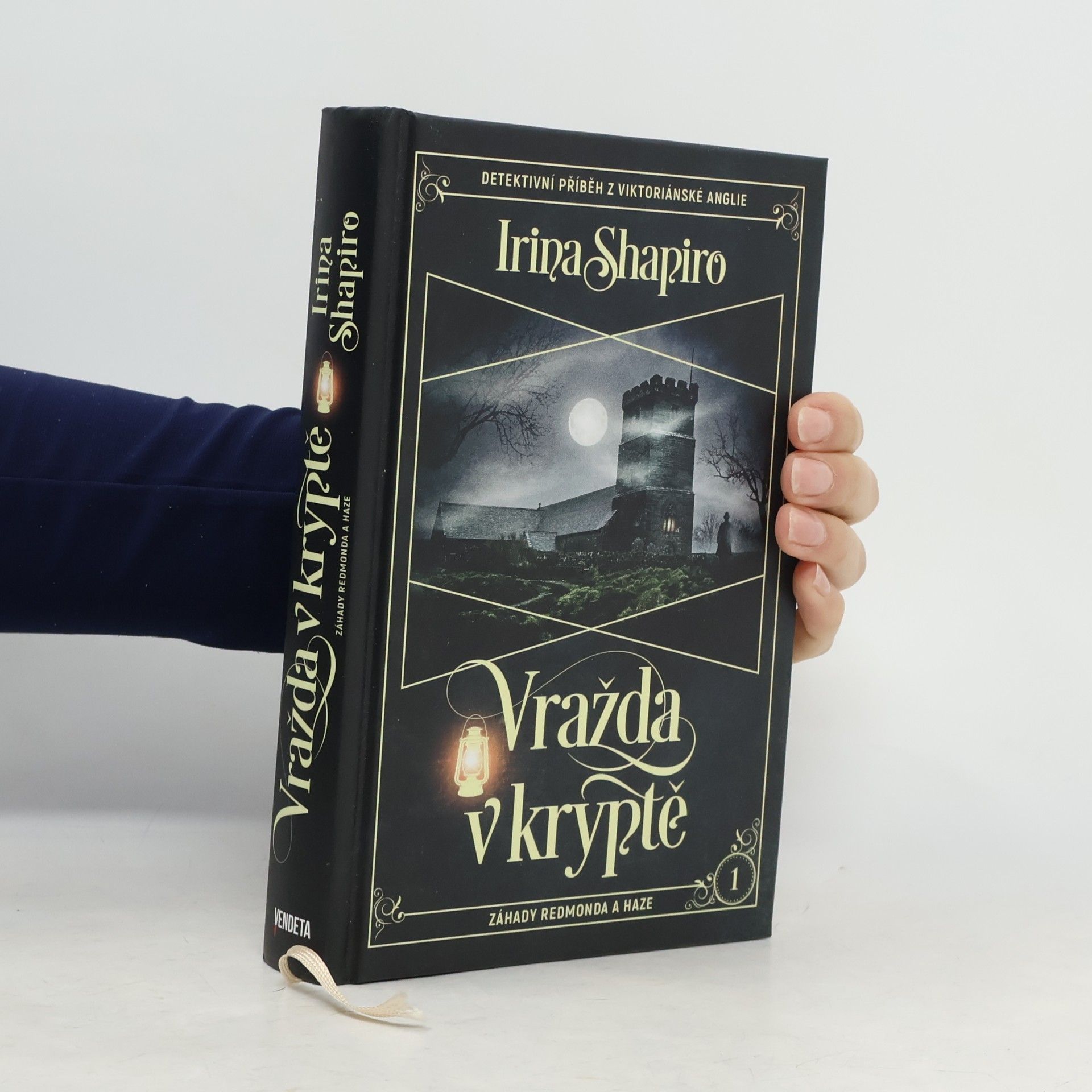 Vražda v kryptě : záhady Redmonda a Haze