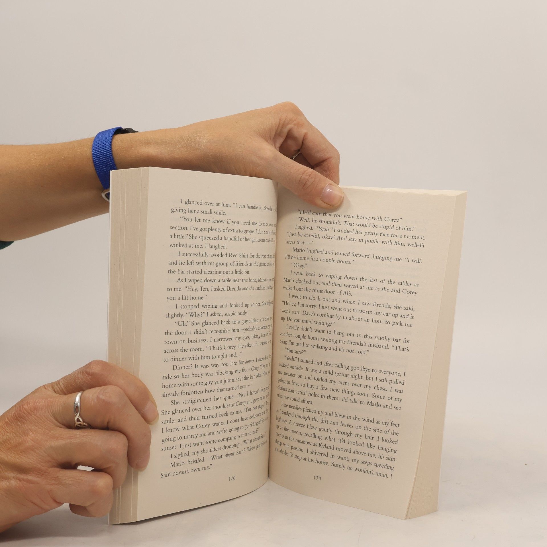 Mia Sheridan Kyland
