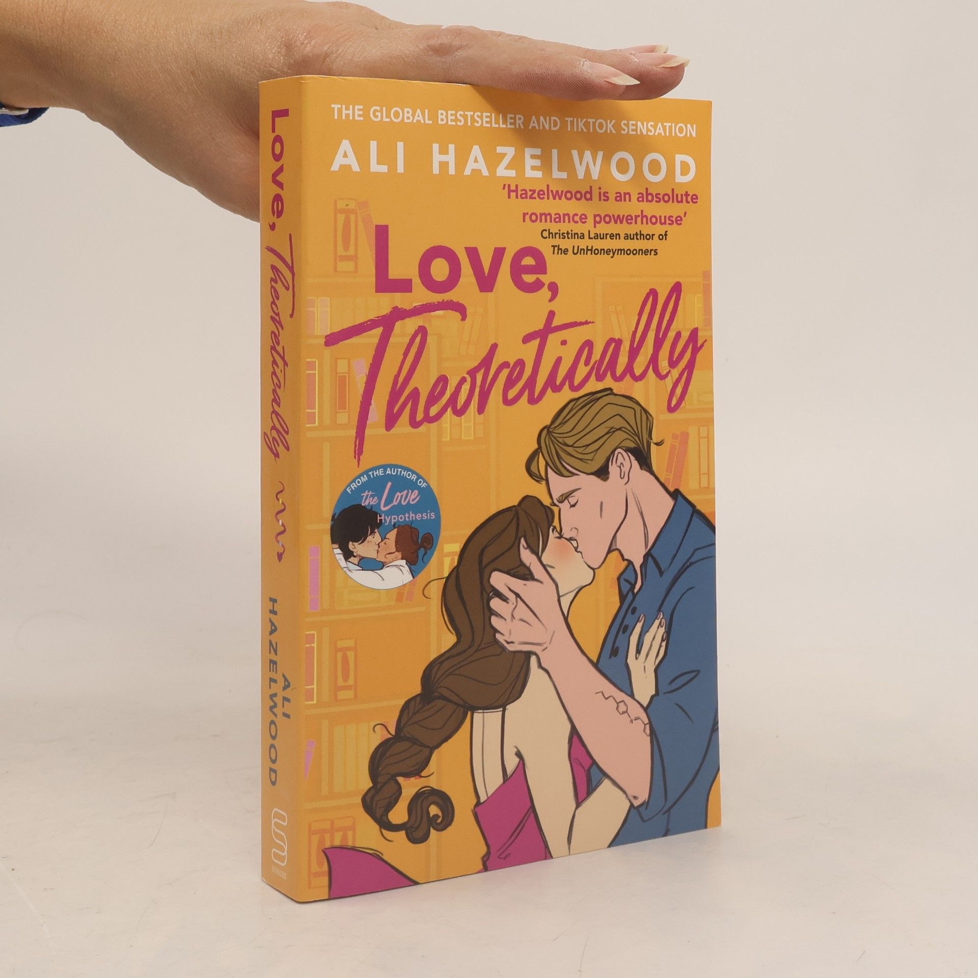 Ali Hazelwood Love, Theoretically