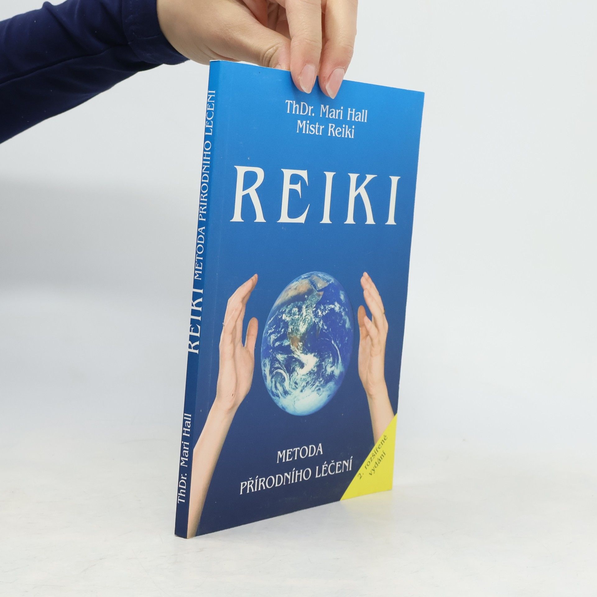 Mari Hall Reiki