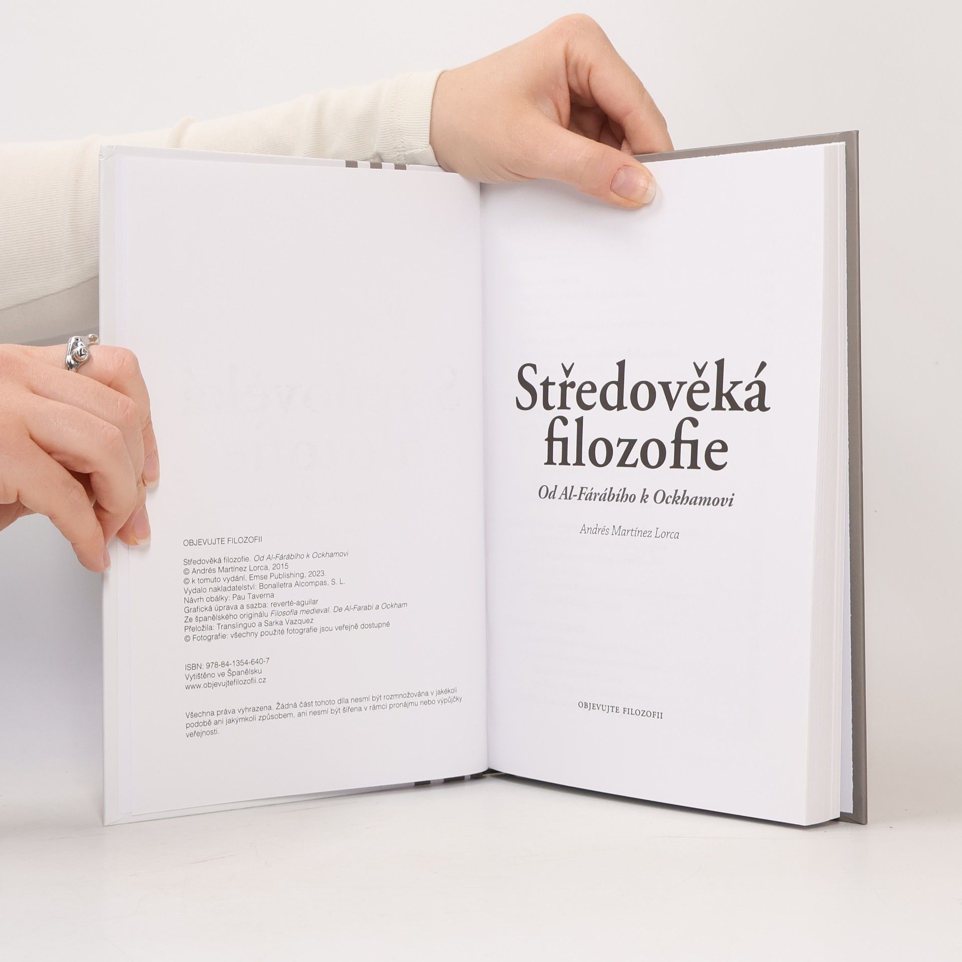 Andrés Martínez Lorca Středověká filozofie. Od Al-Fárabího k Ockhamovi