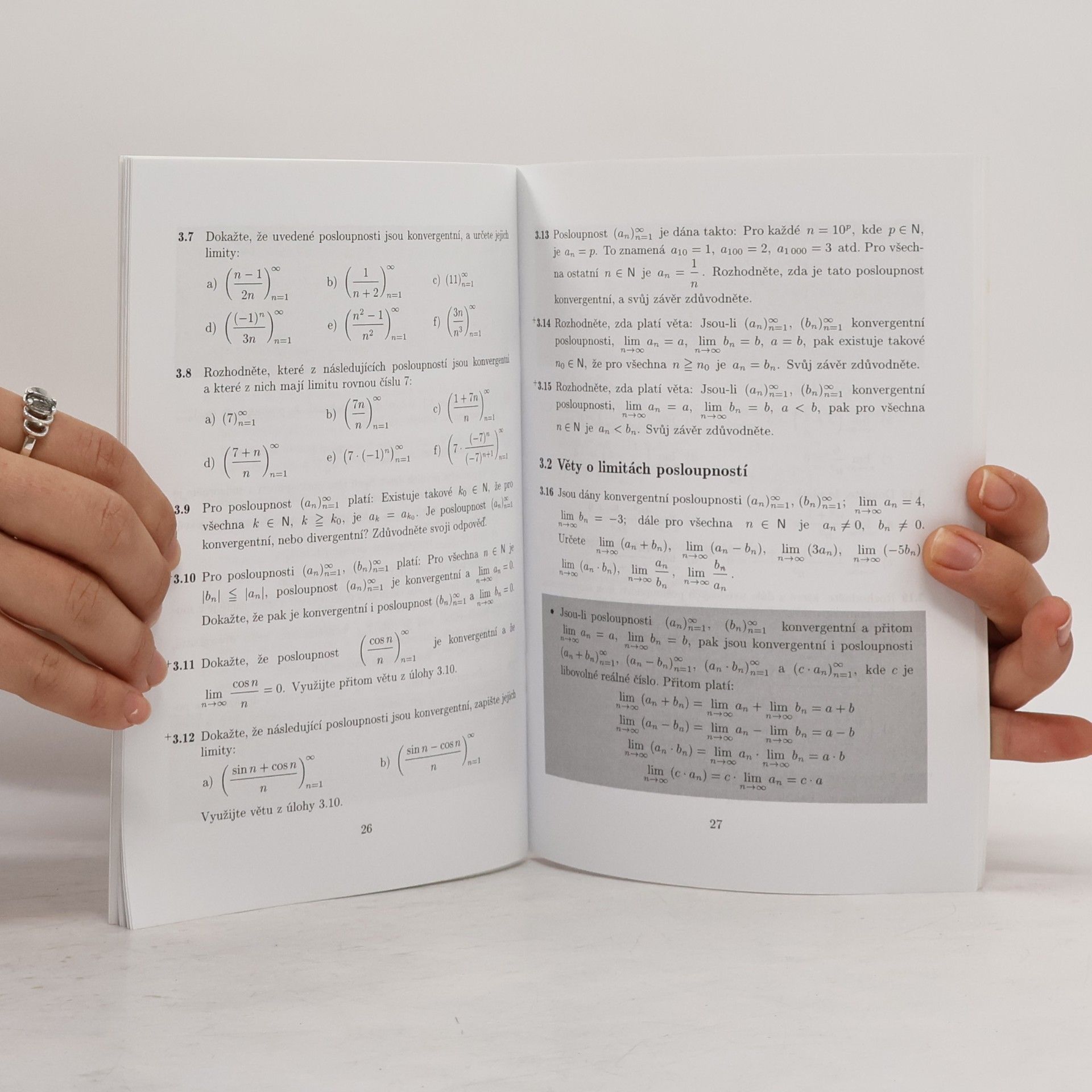 Oldřich Odvárko Sbírka úloh z matematiky pro gymnázia. Posloupnosti a řady