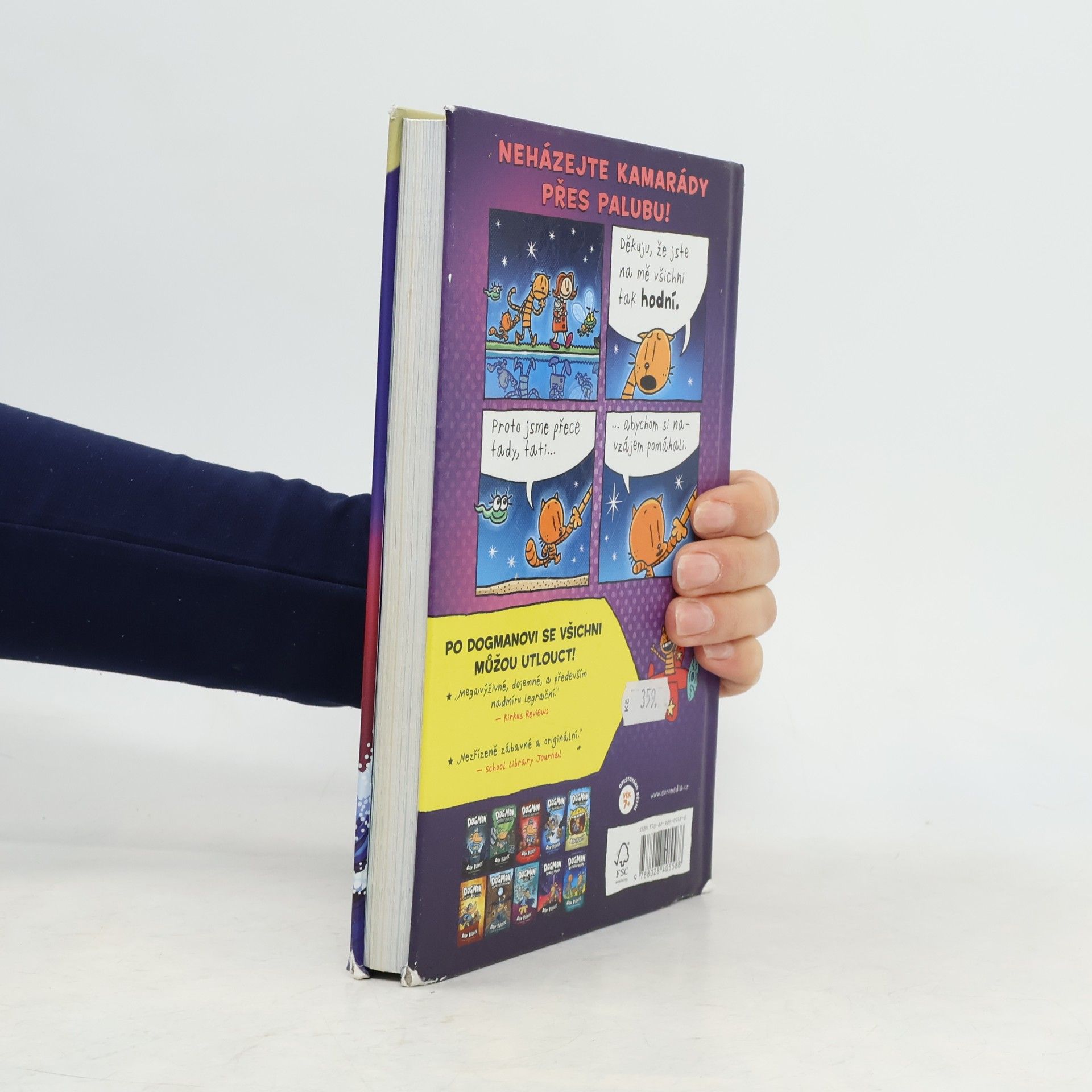 Dav Pilkey Dogman: dvacet tisíc blech pod mořem