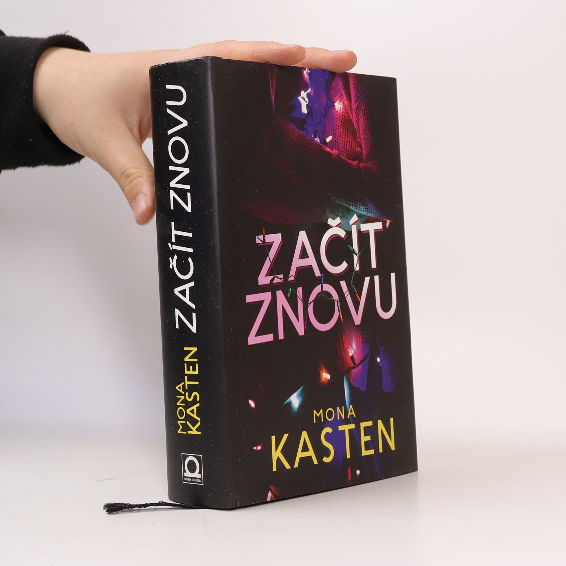 Mona Kasten Začít znovu