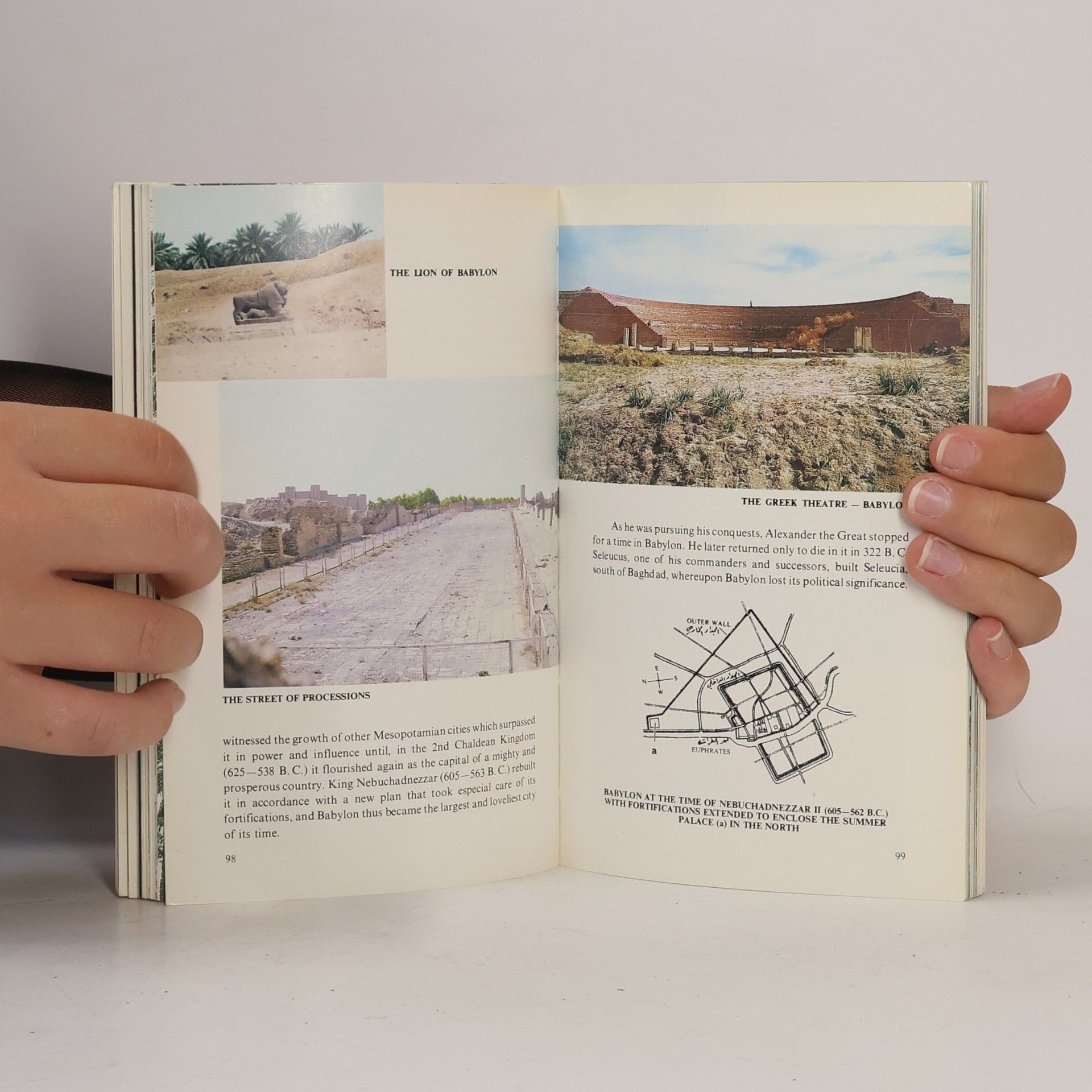 Kolektív autorov Iraq. A Tourist Guide