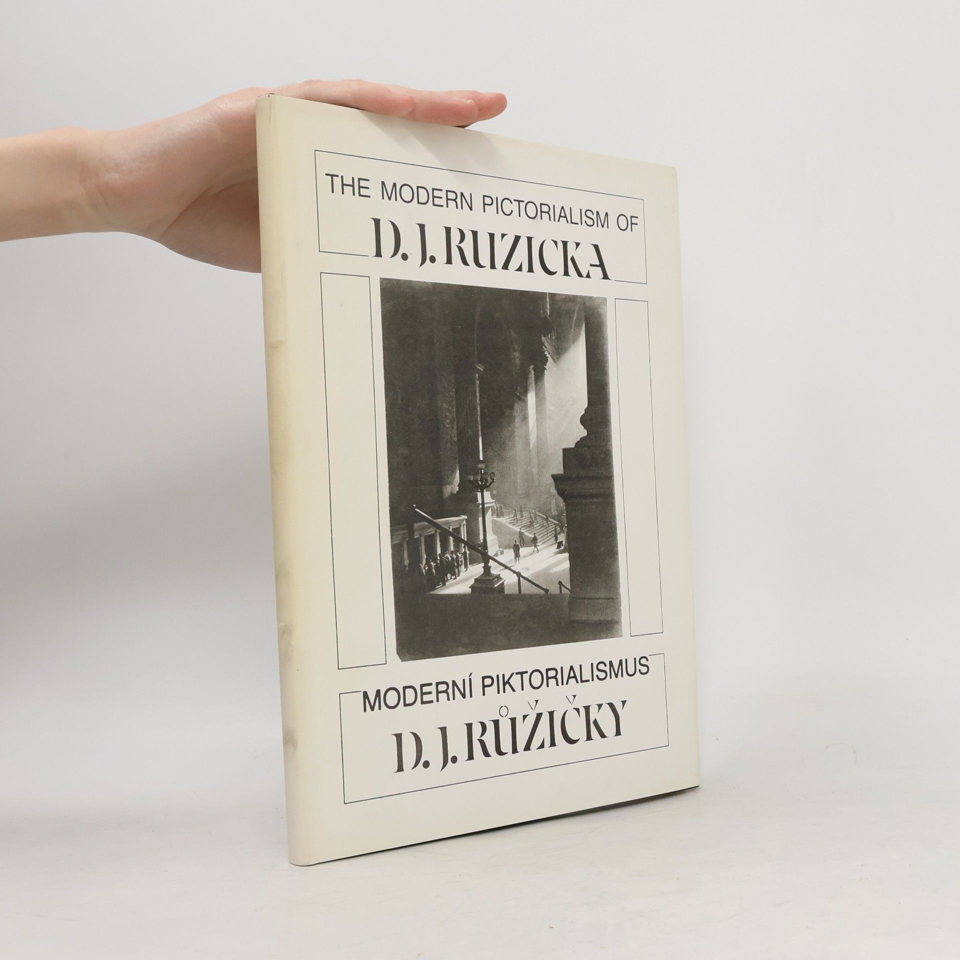 The modern pictorialism of D. J. Ruzicka / moderní piktorialismus D. J. Růžičky