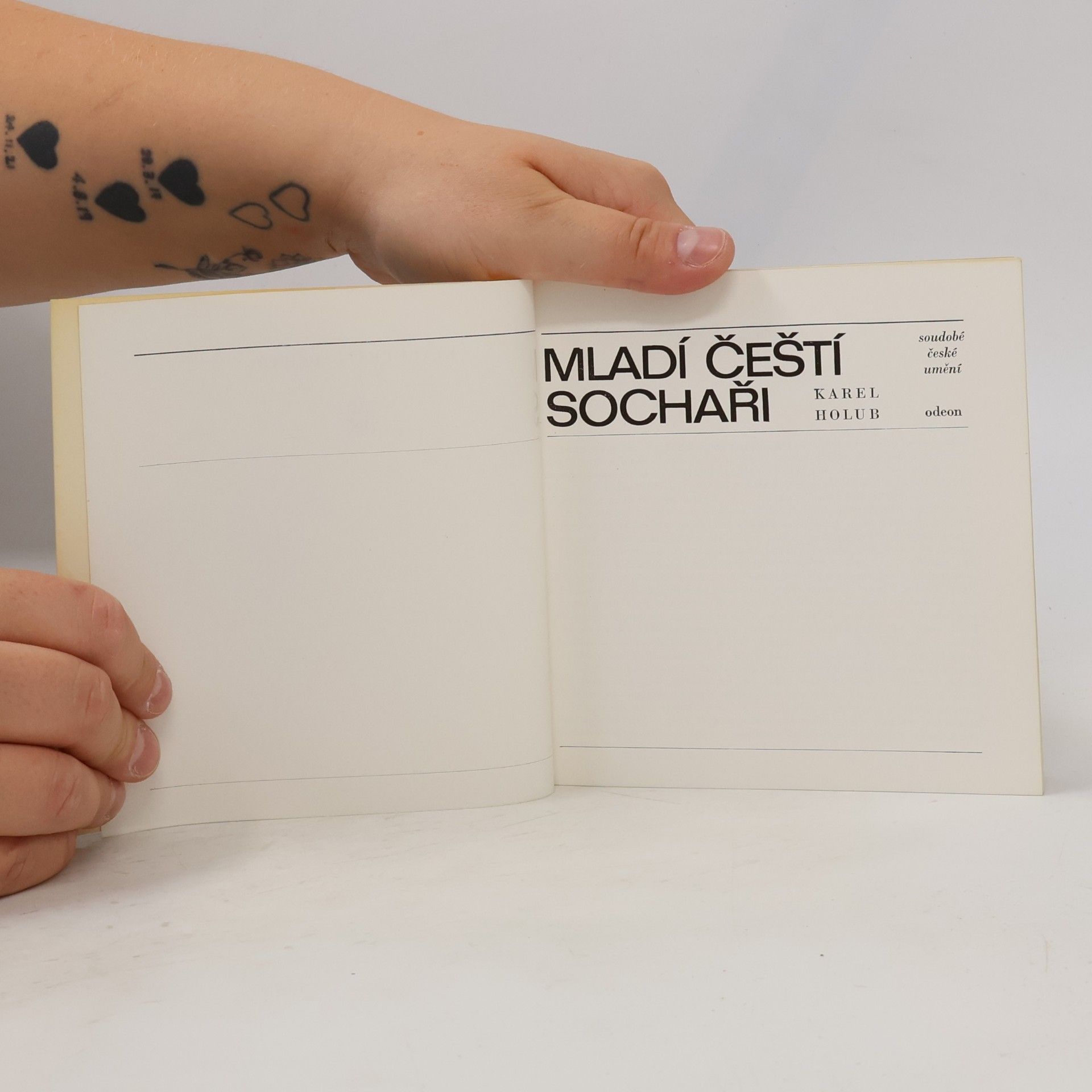 Karel Holub Mladí čeští sochaři
