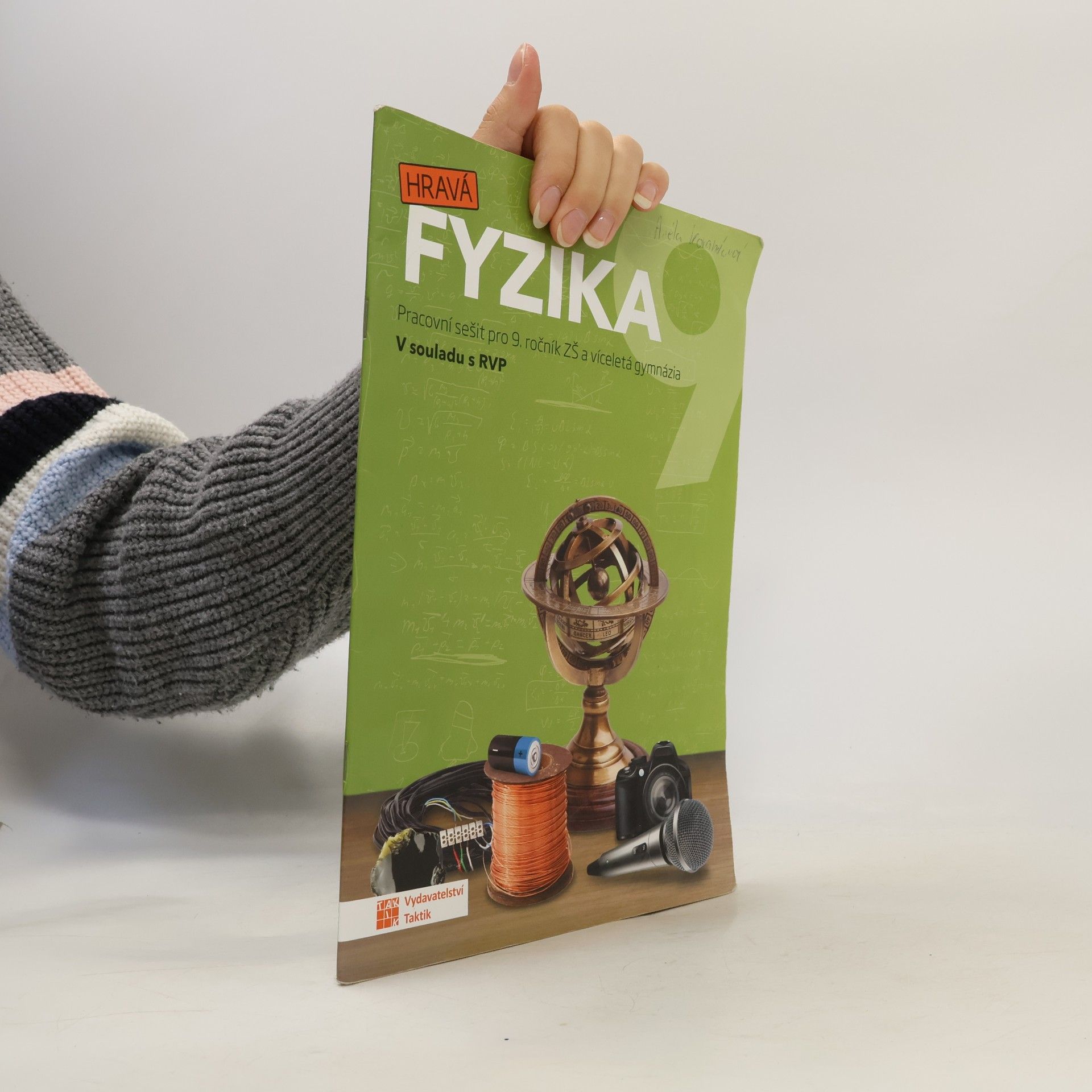 Hravá fyzika 9 : pracovní sešit pro 9. ročník ZŠ a víceletá gymnázia
