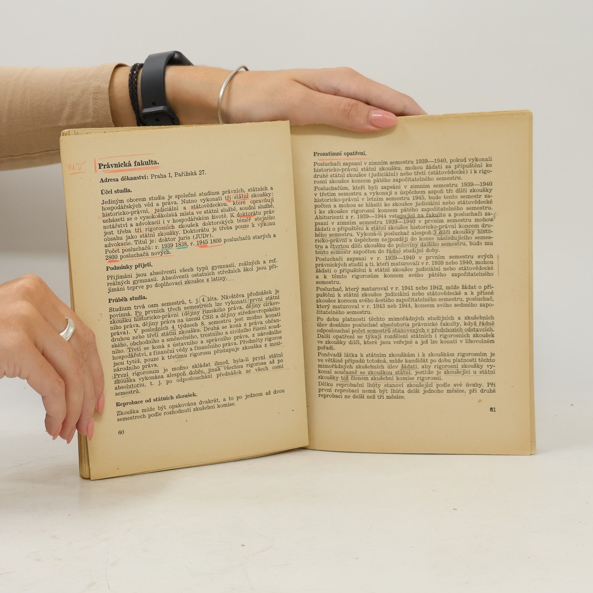 Kolektiv autorů Vysokoškolské studium. Sbírka informací o vysokém školství