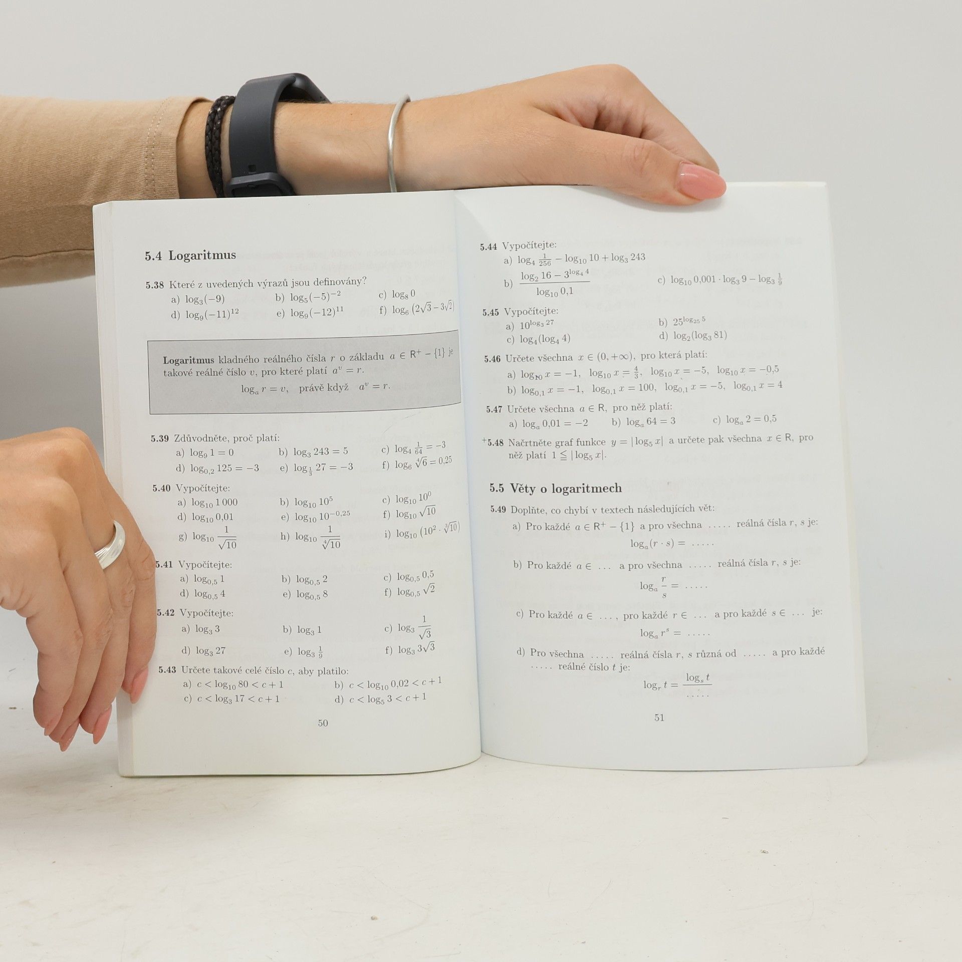 Oldřich Odvárko Sbírka úloh z matematiky pro gymnázia. Funkce