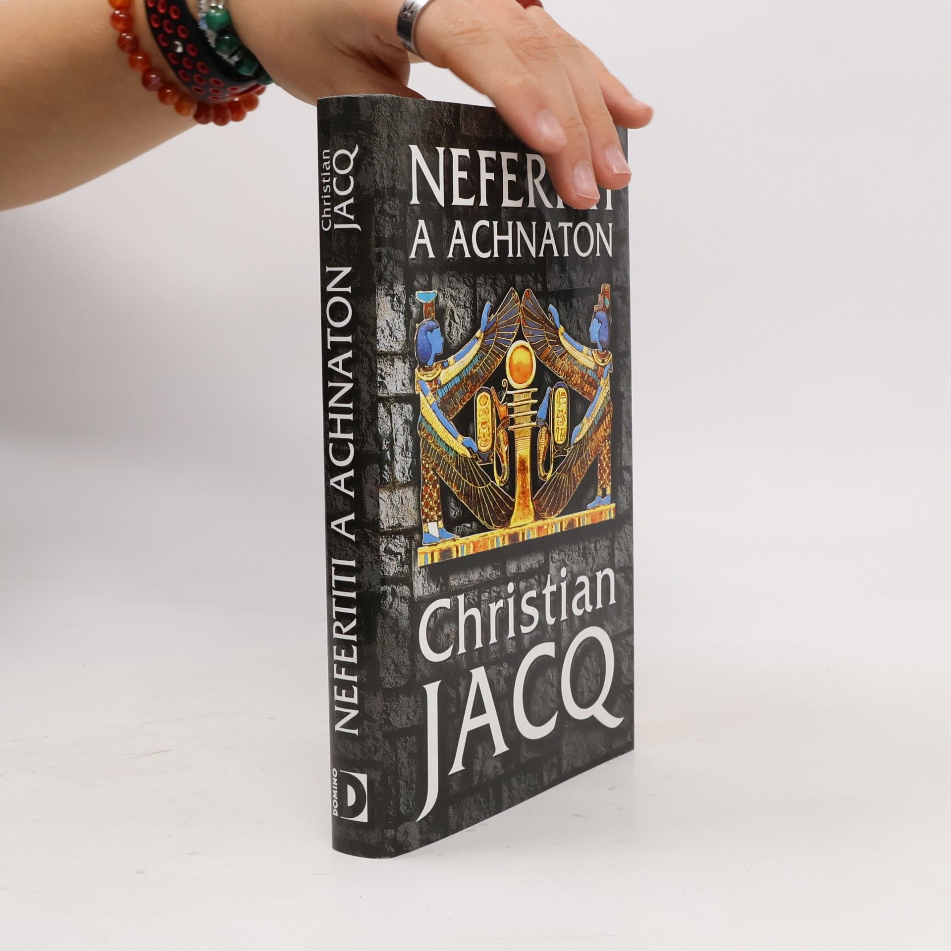 Christian Jacq Nefertiti a Achnaton
