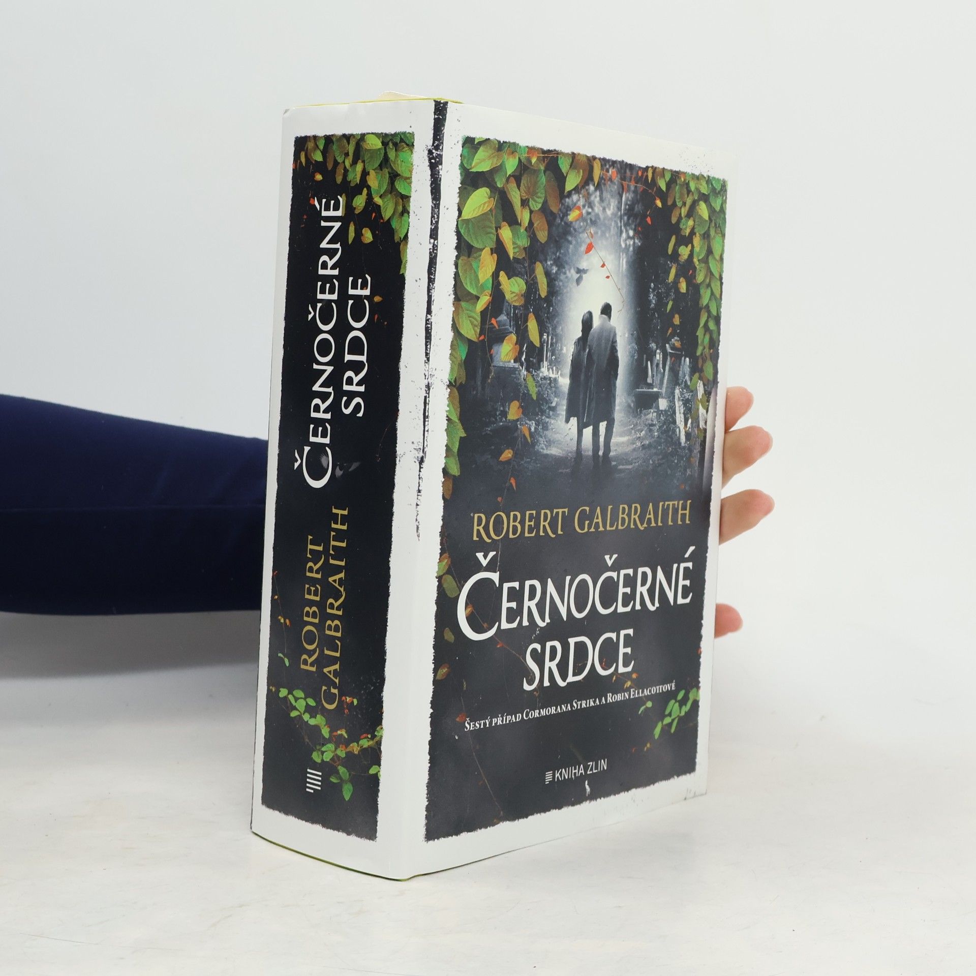 Joanne K. Rowlingová Černočerné srdce