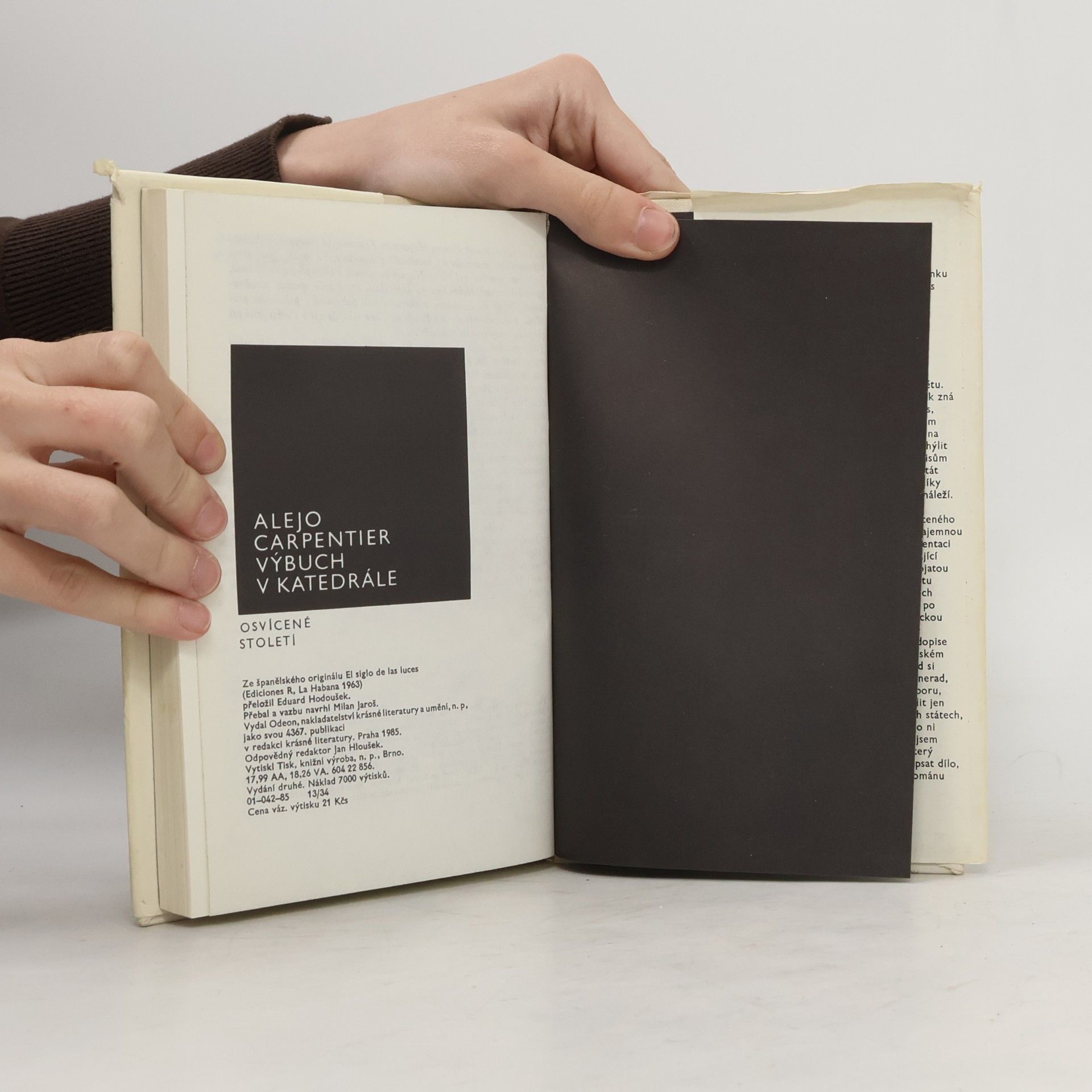 Alejo Carpintero Výbuch v katedrále