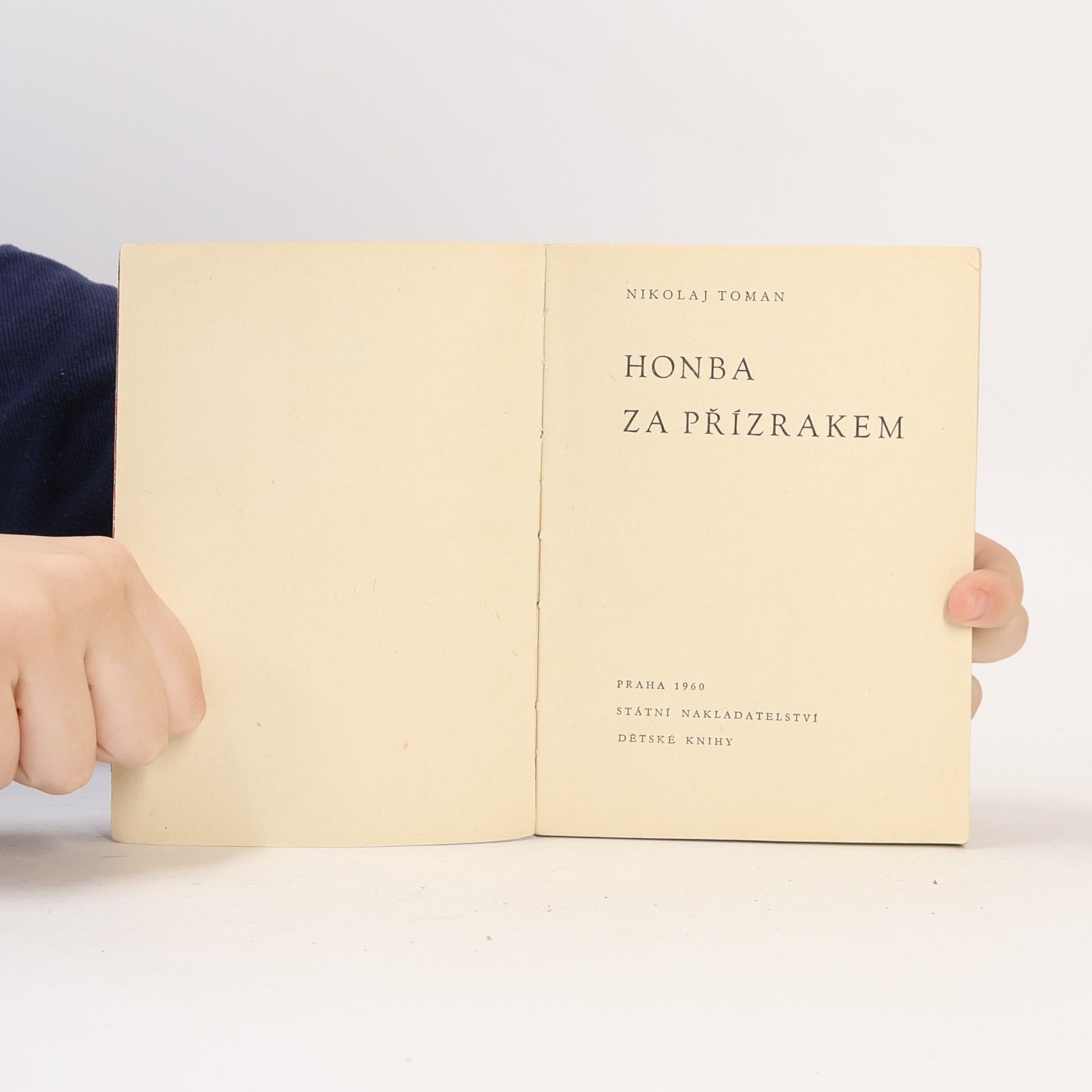 Nikolaj Toman Honba za přízrakem