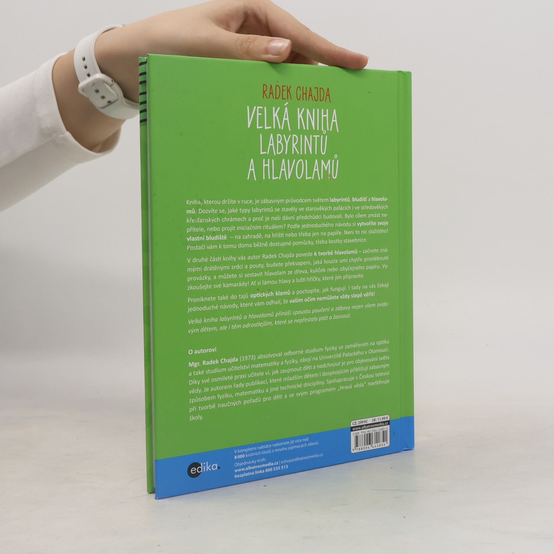 Radek Chajda Velká kniha labyrintů a hlavolamů