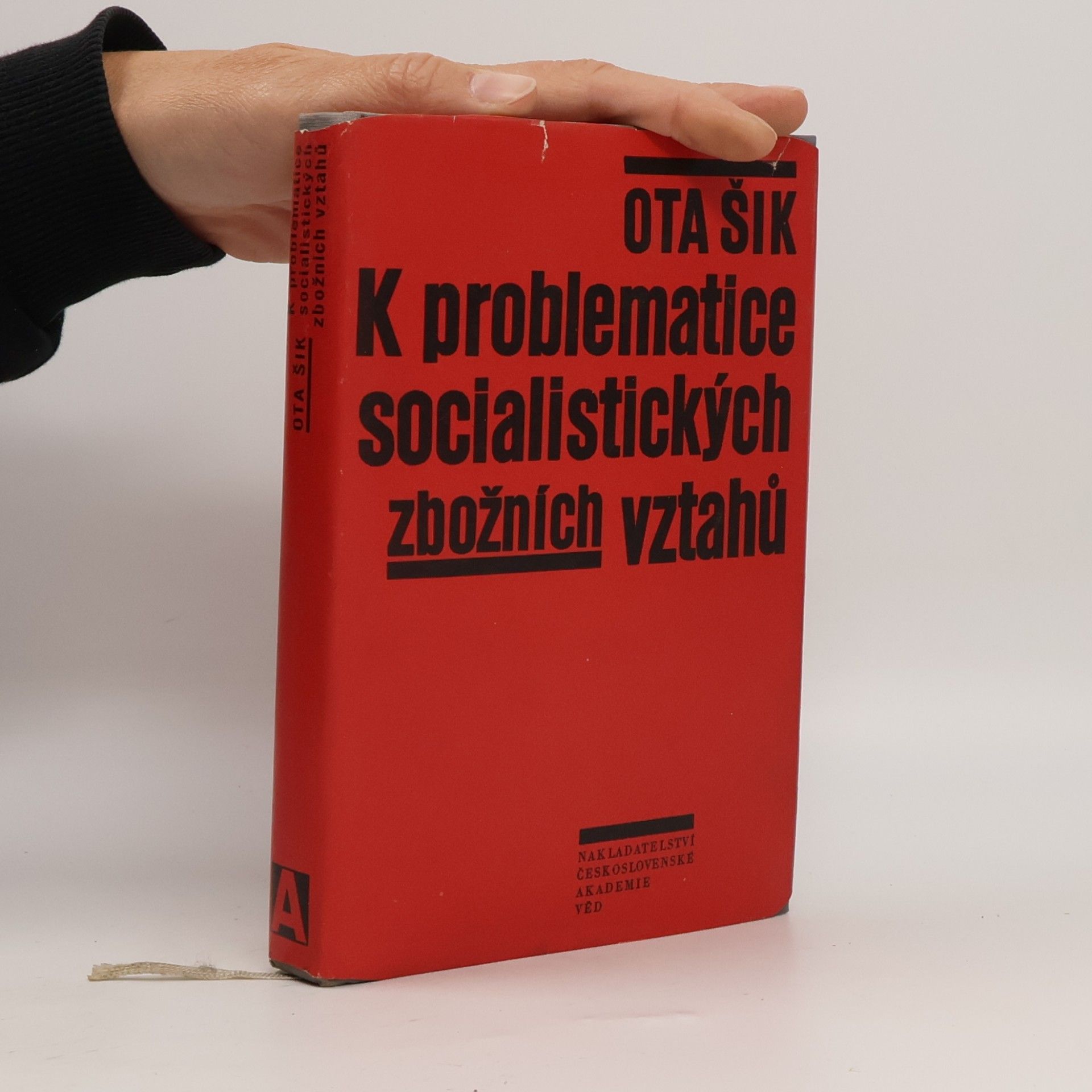 K problematice socialistických zbožních vztahů