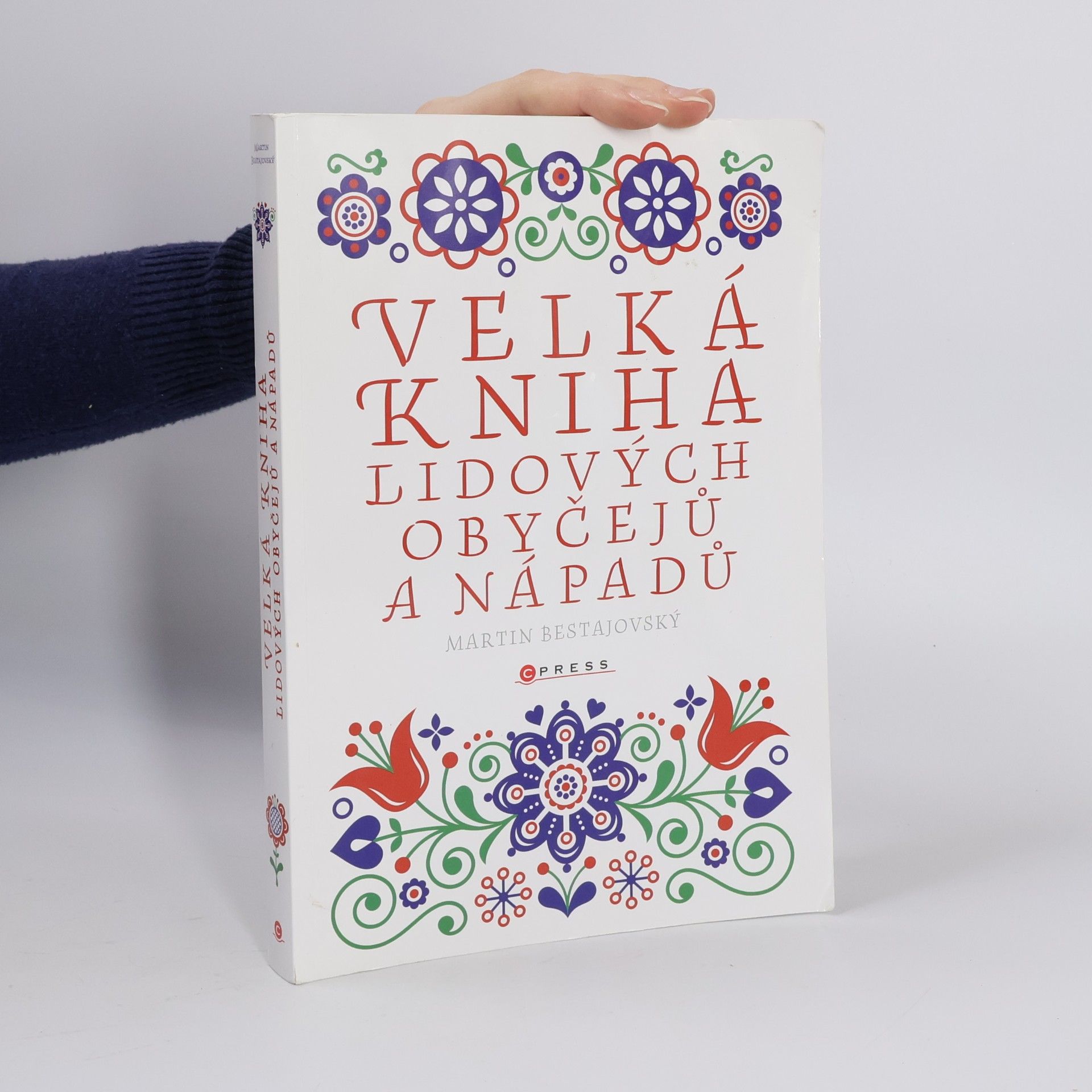 Velká kniha lidových obyčejů a nápadů