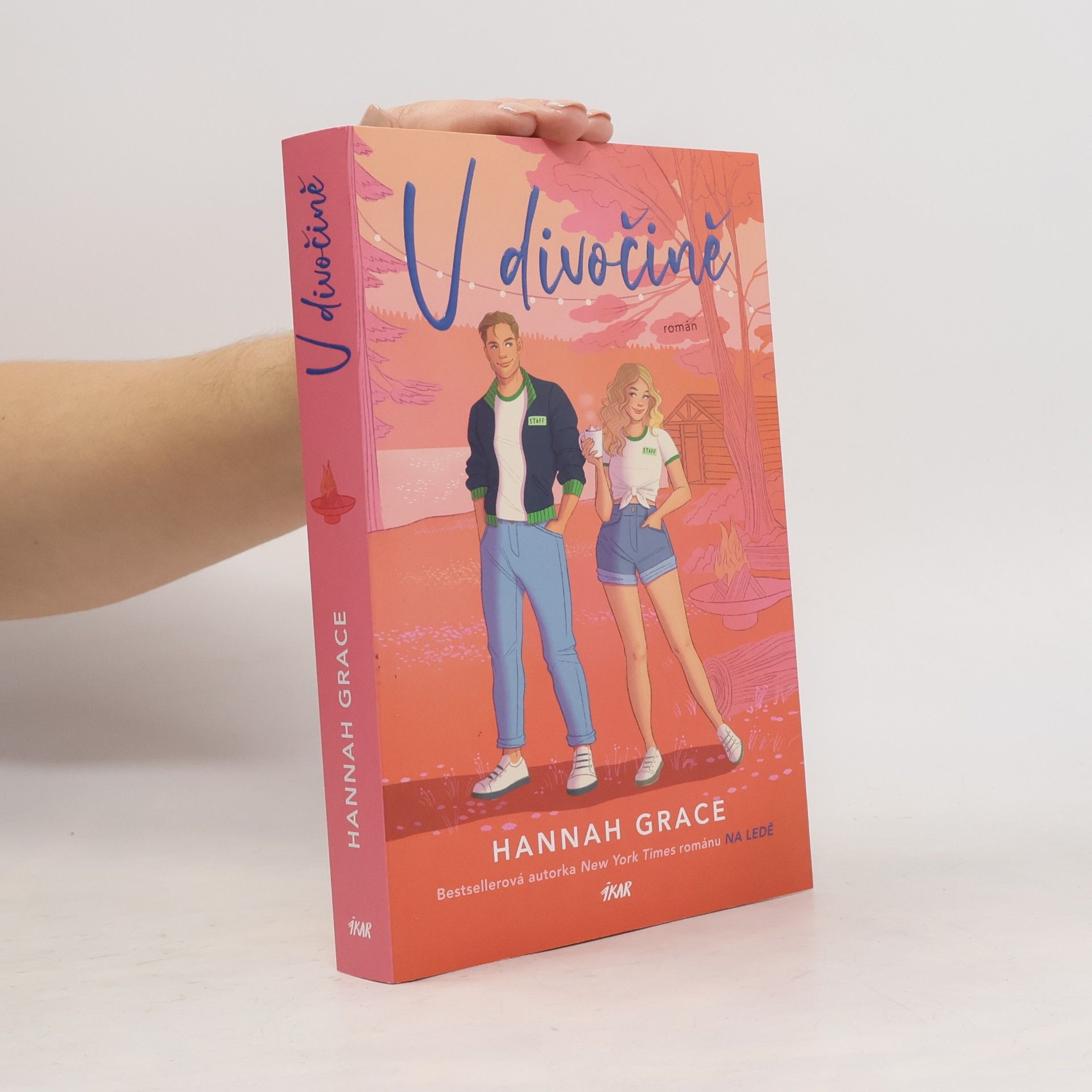 Hannah Grace V divočině