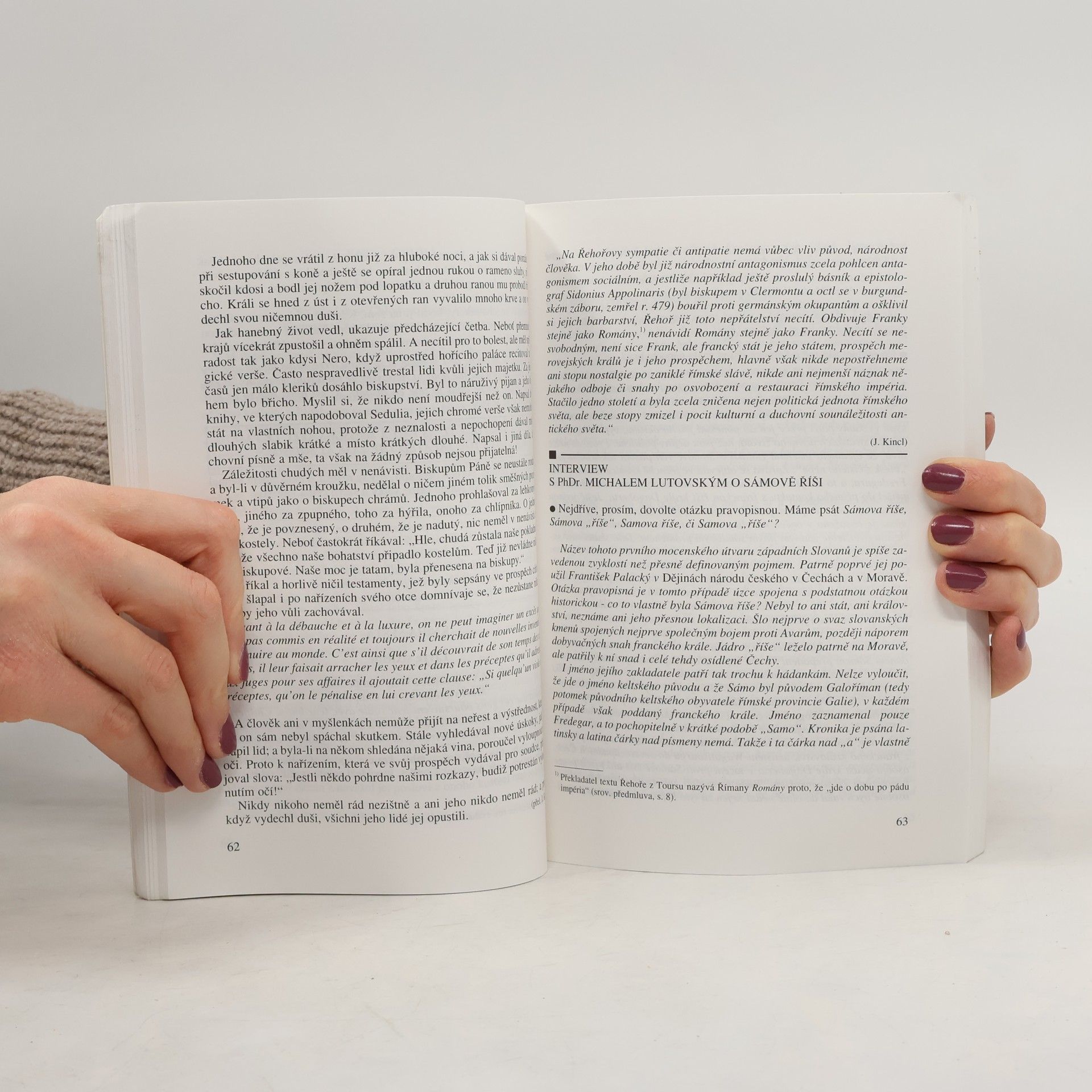 Otakar Mališ Čítanka světové literatury: Pro studenty středních a vysokých škol. 1. díl, Středověk (od pádu Říše římské do Dantovy smrti r. 1321)