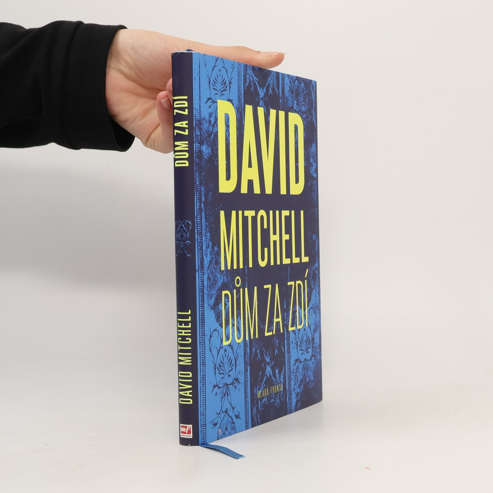 David Mitchell Dům za zdí