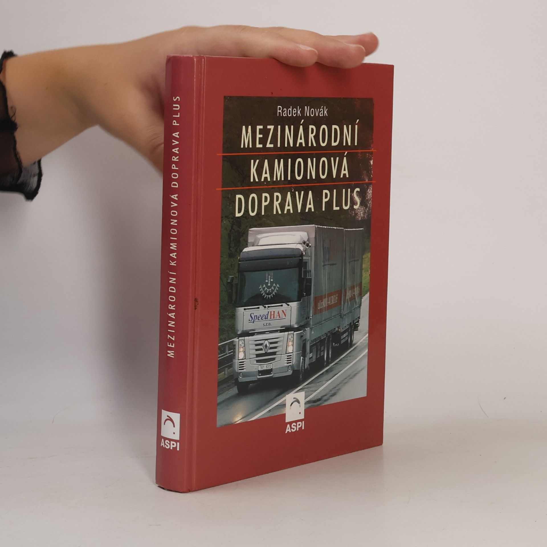 Radek Novák Mezinárodní kamionová doprava plus