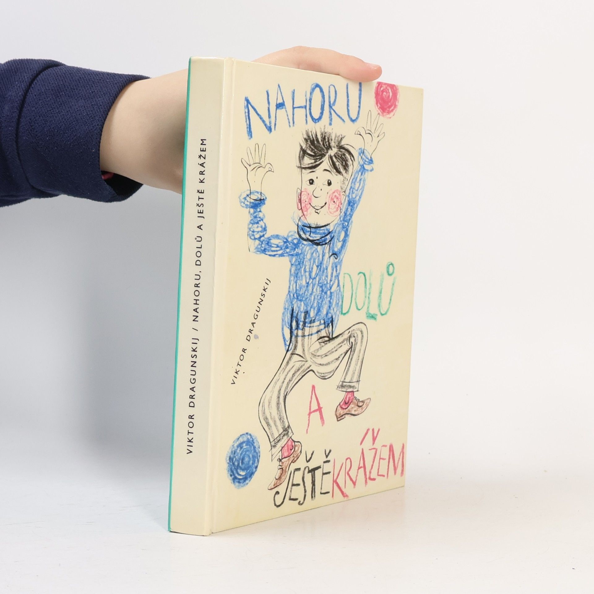 Zdena Macků Nahoru, dolů a ještě krážem