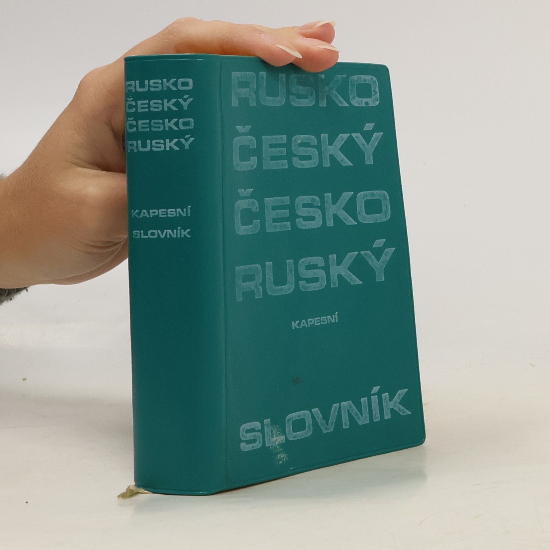 Kolektiv autorů Kapesní rusko-český a česko-ruský slovník