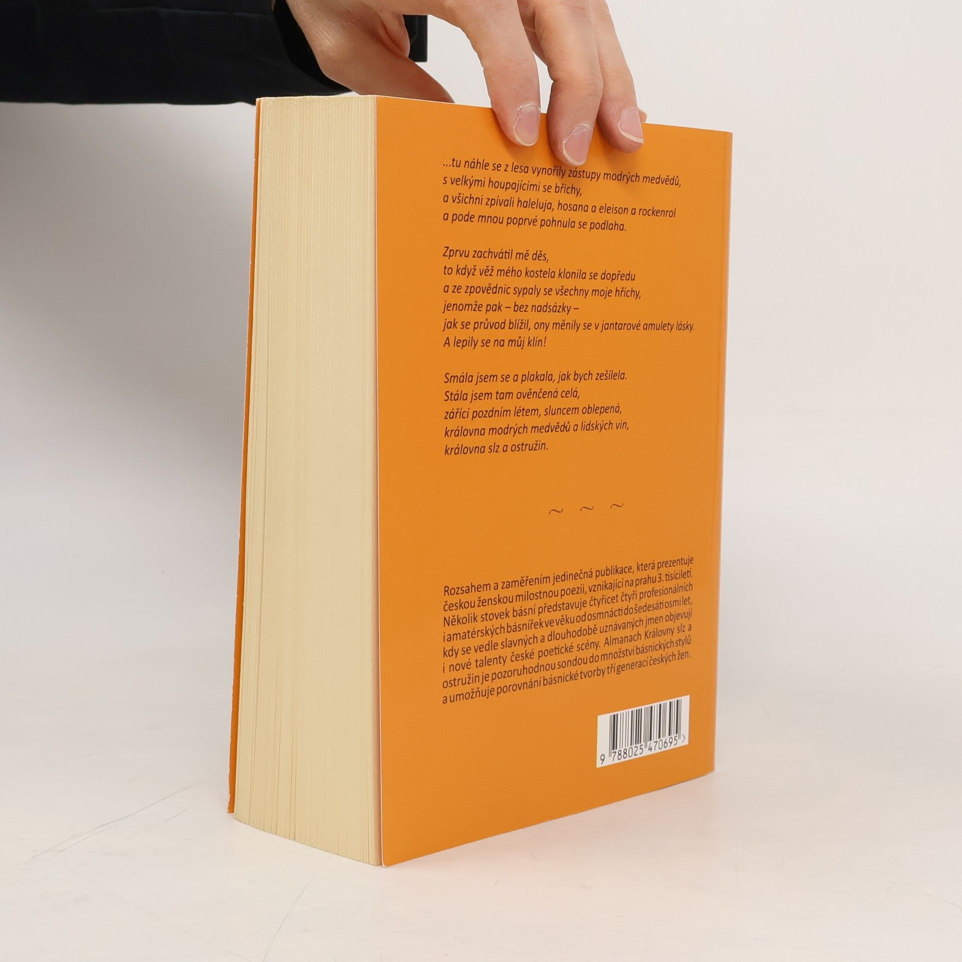 Sylva Lauerová Královny slz a ostružin: almanach ženské milostné poezie