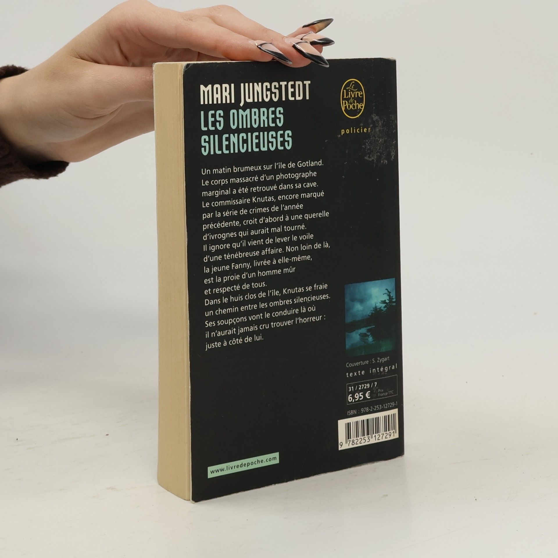 Mari Jungstedt Le Livre de Poche: Les ombres silencieuses