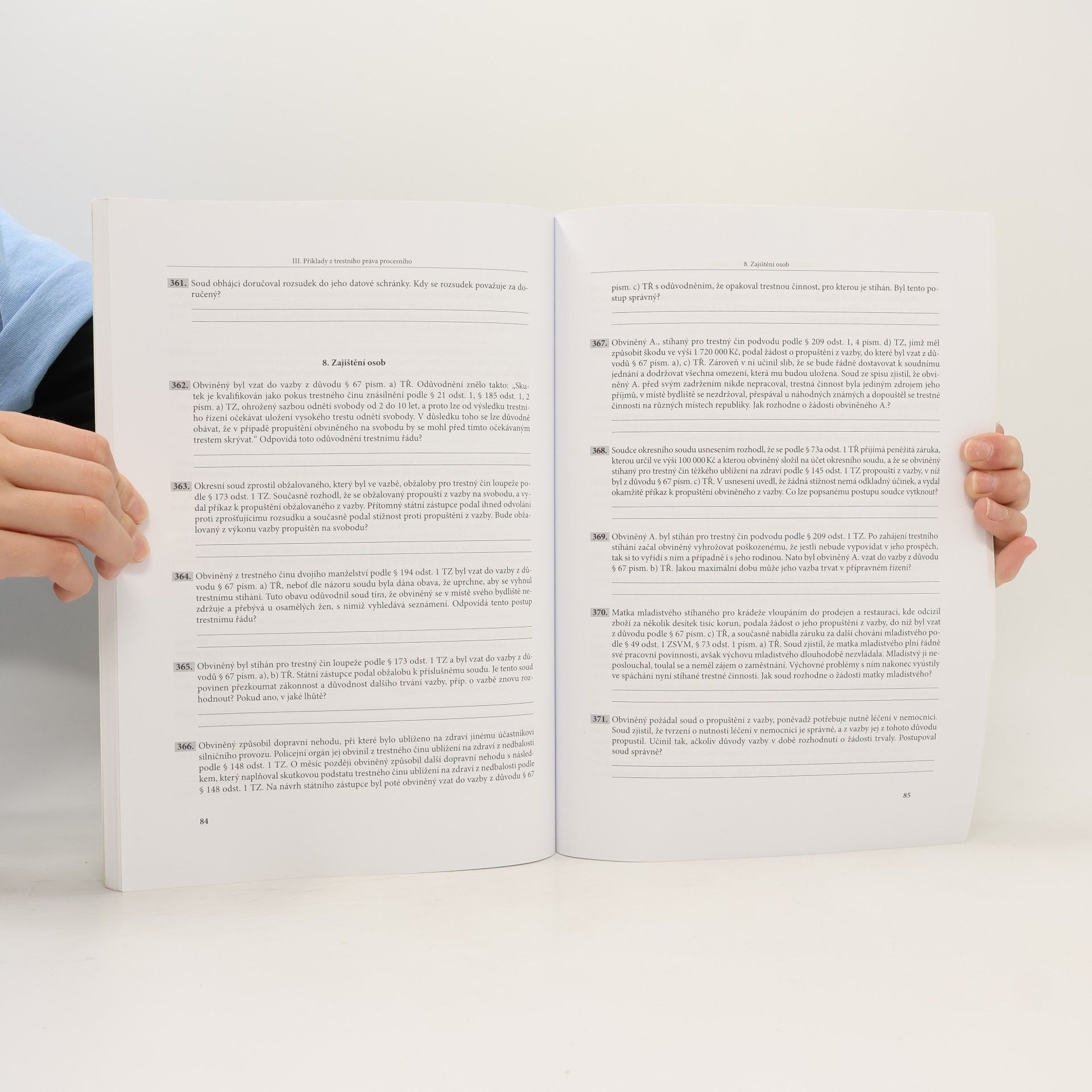 Various authors Příklady z trestního práva hmotného a procesního