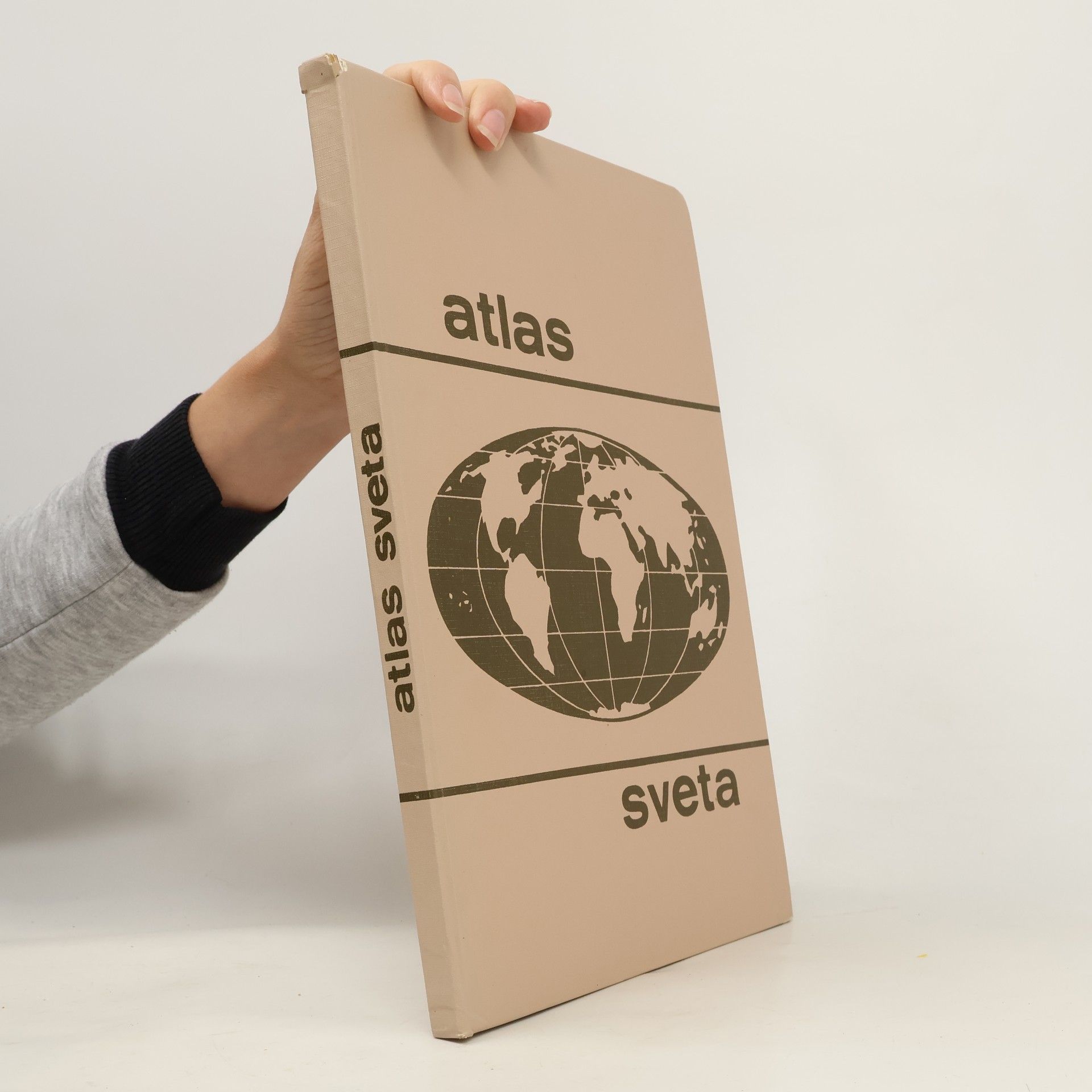 Autorenkollektiv Atlas sveta