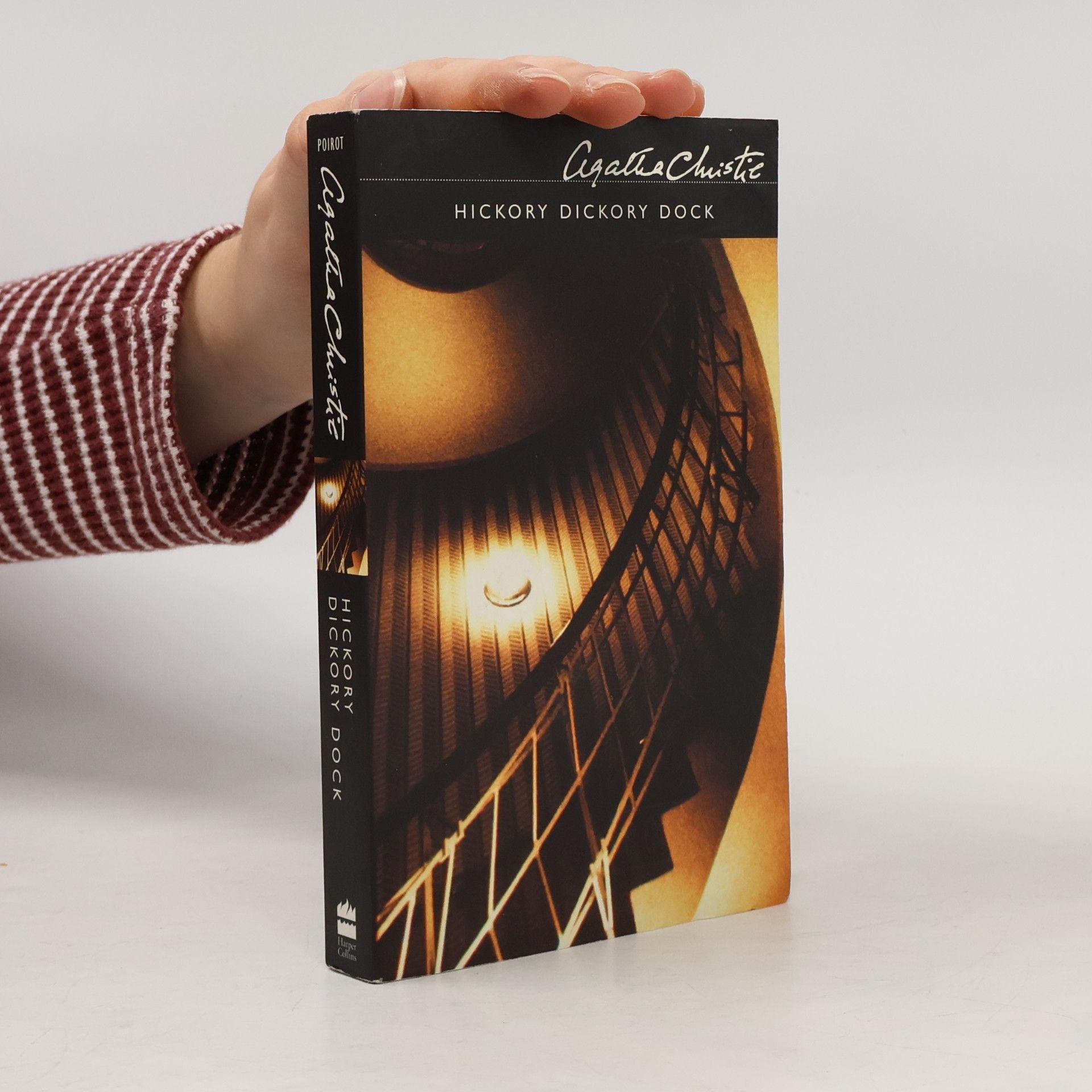 Agatha Christie Hickory dickory dock
