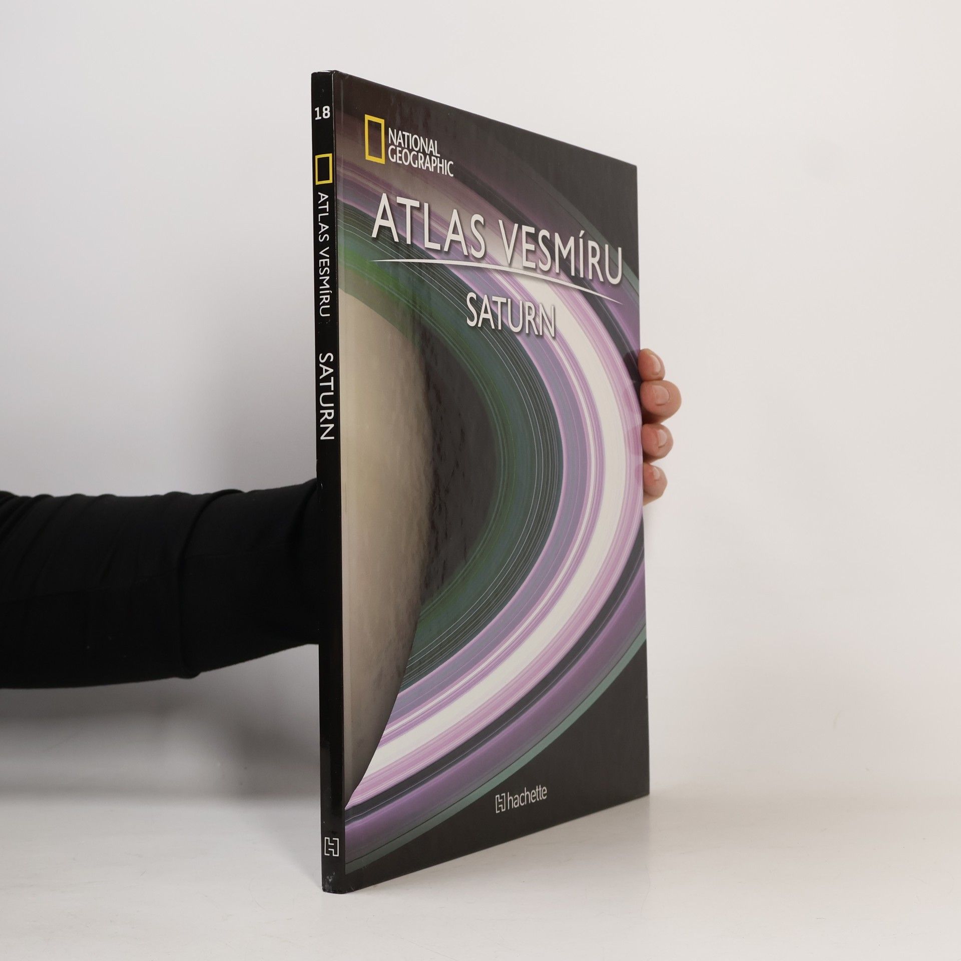 AA.VV. Atlas Vesmíru 18. Saturn