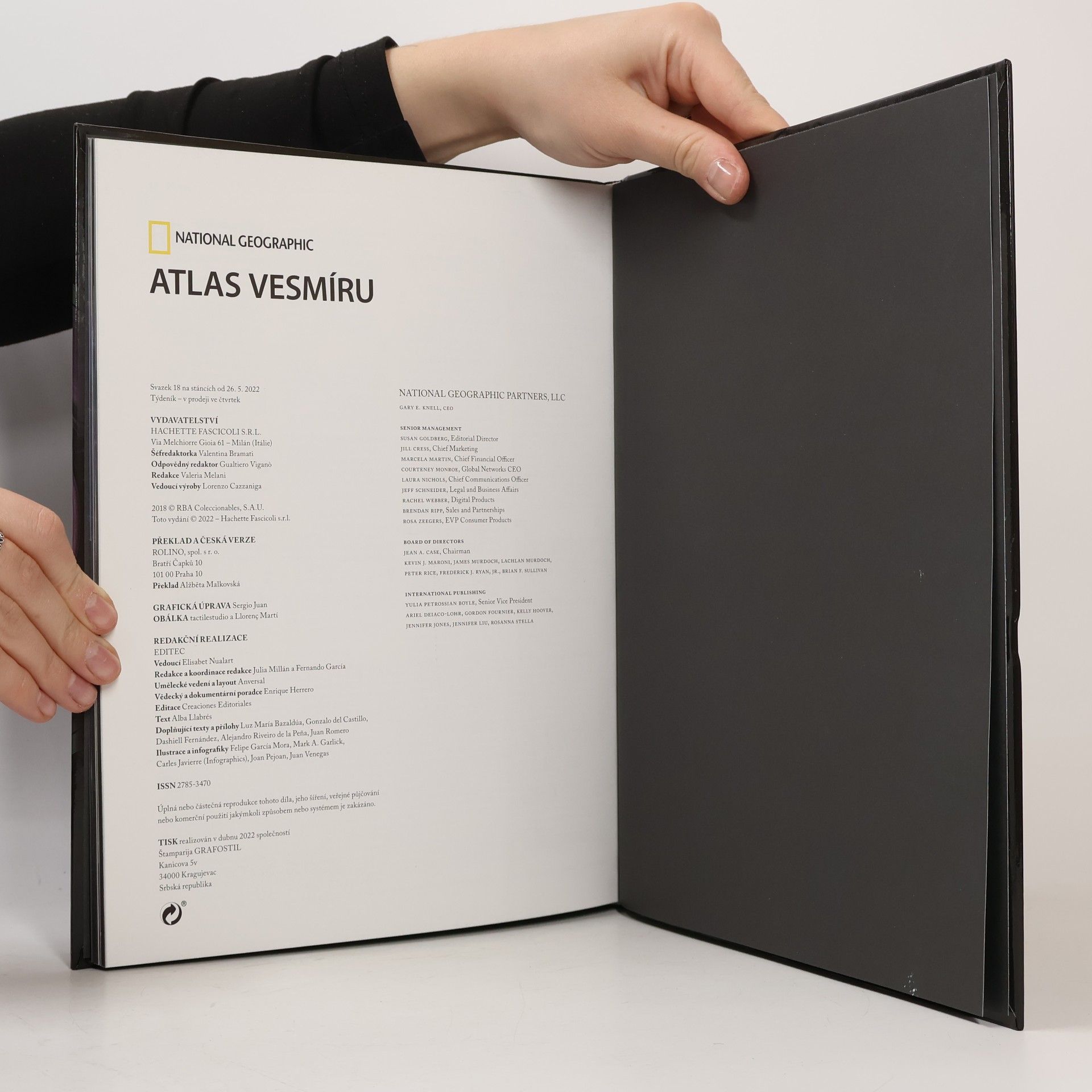 AA.VV. Atlas Vesmíru 18. Saturn